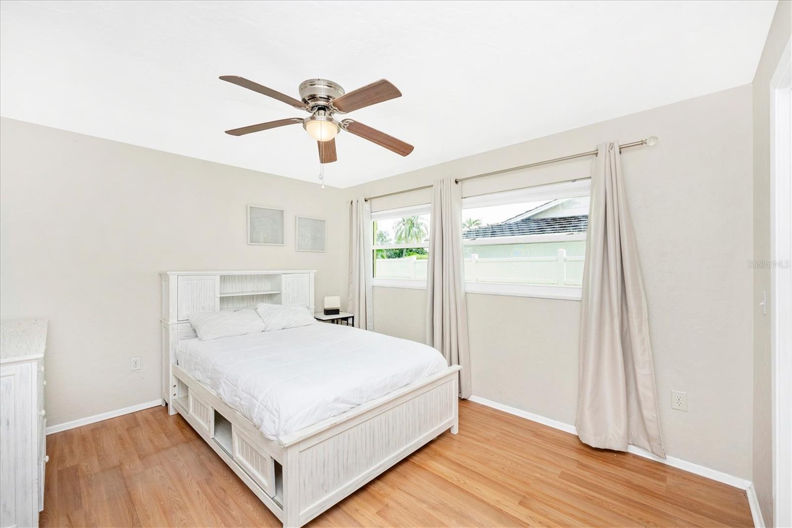 GULF GATE WOODS - Residential