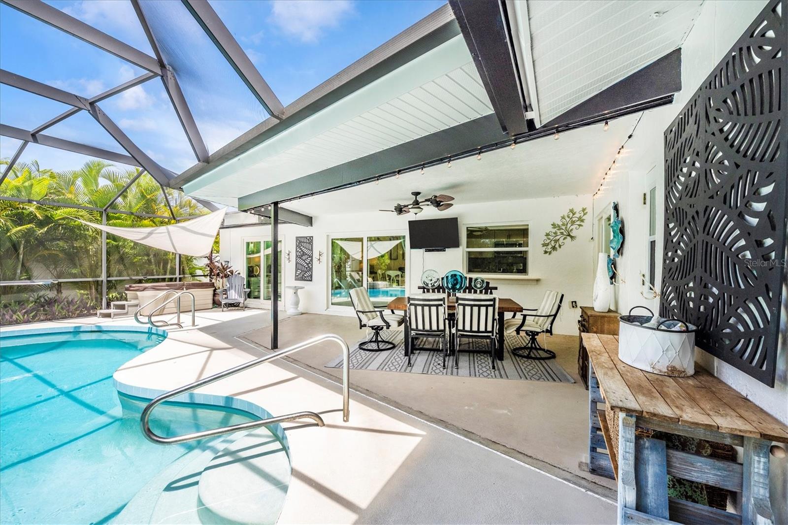 GULF GATE WOODS - Residential