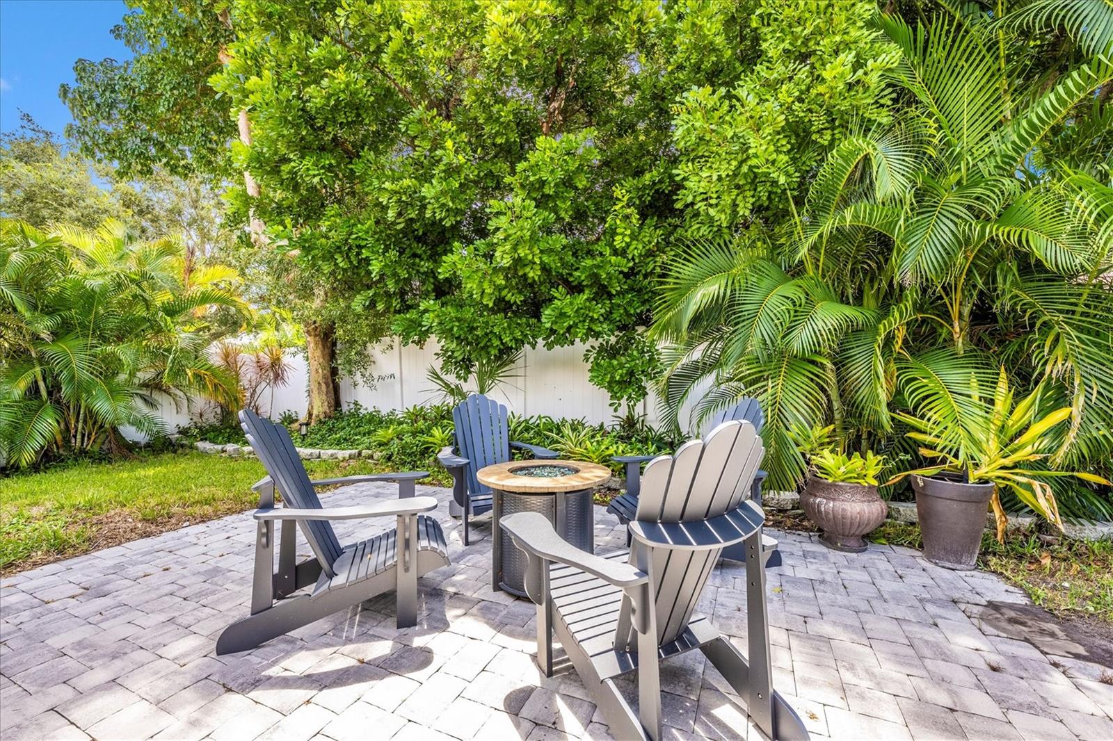 GULF GATE WOODS - Residential