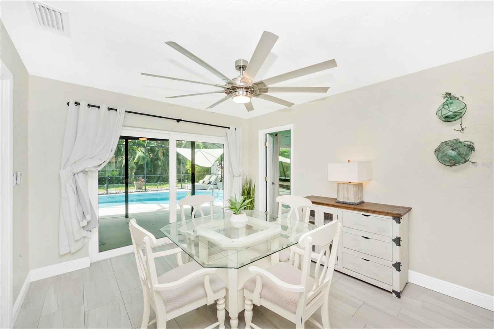 GULF GATE WOODS - Residential