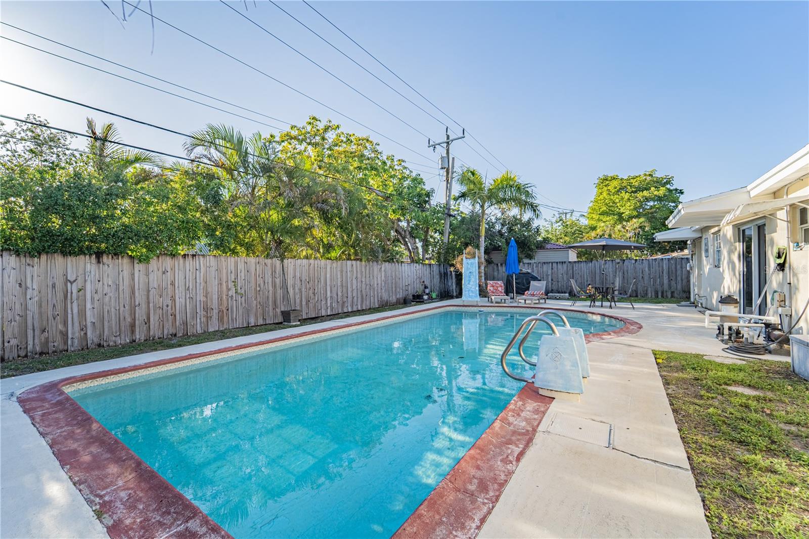 230 N 69TH WAY