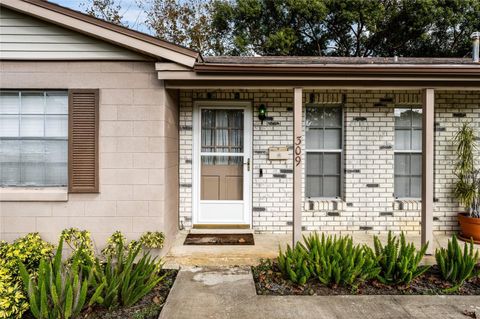 A home in FERN PARK