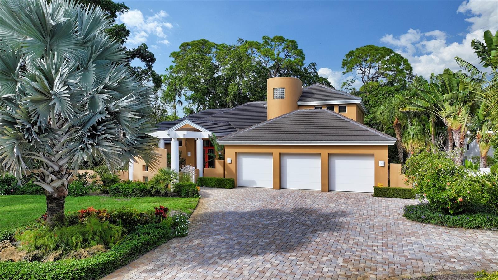 OYSTER BAY ESTATES - Residential