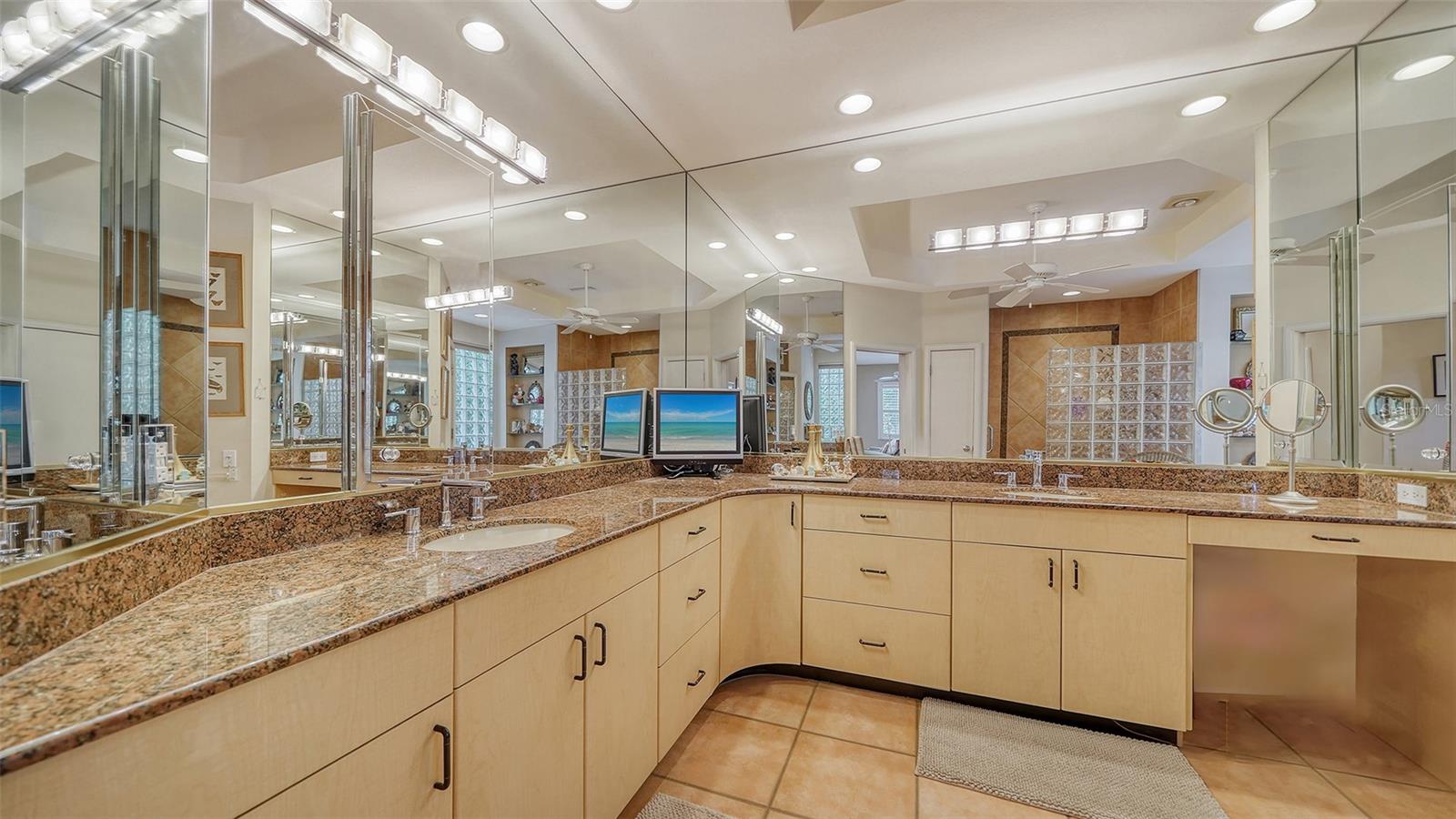 OYSTER BAY ESTATES - Residential