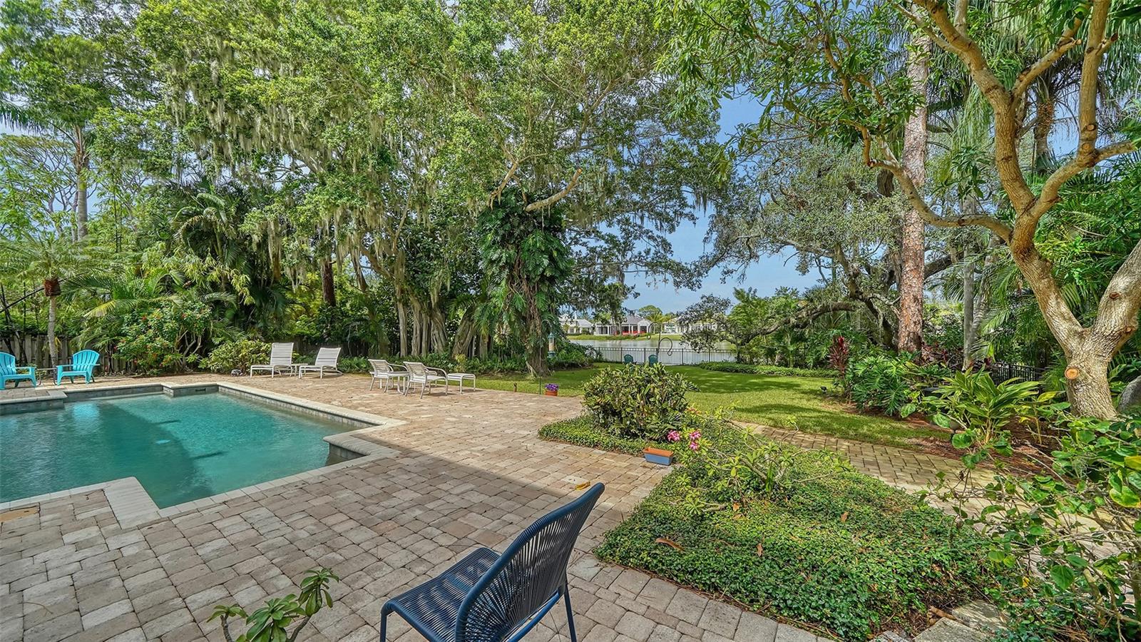 OYSTER BAY ESTATES - Residential