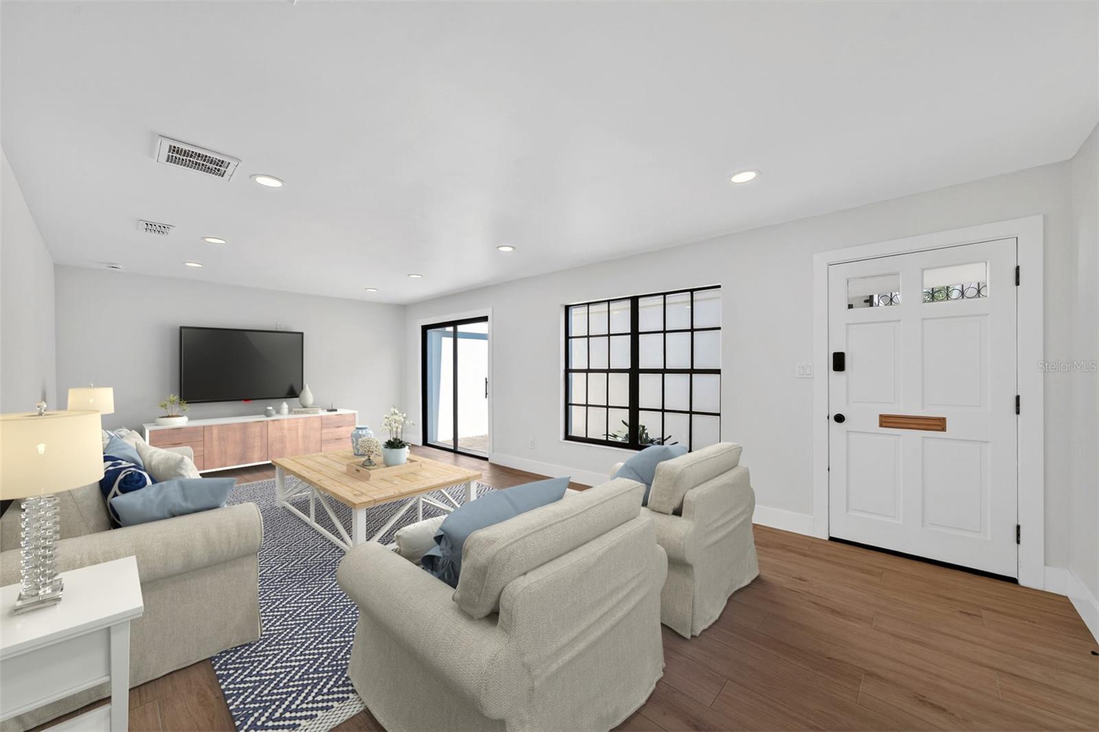 908 HILLARY COURT 15