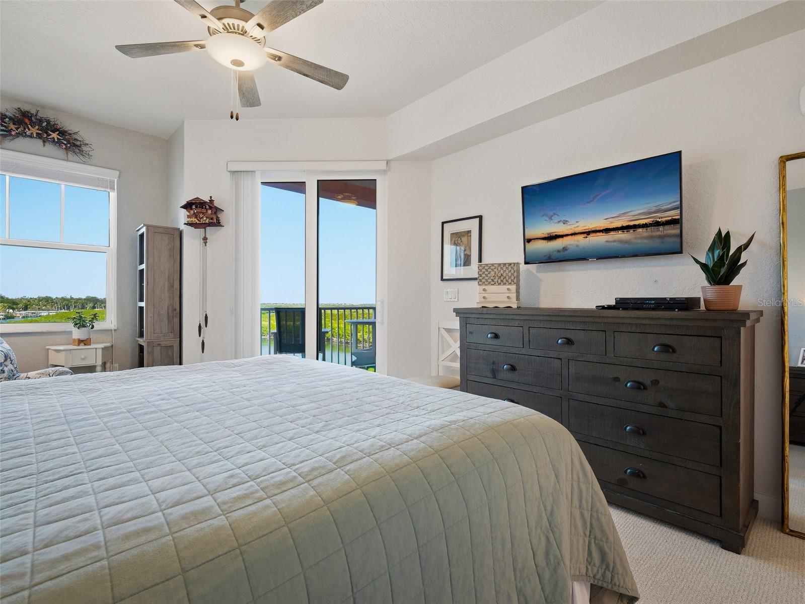 RIVERWALK/CORONADO ISLAND BLDG - Residential