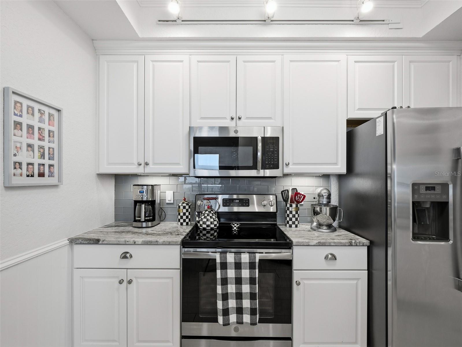 RIVERWALK/CORONADO ISLAND BLDG - Residential