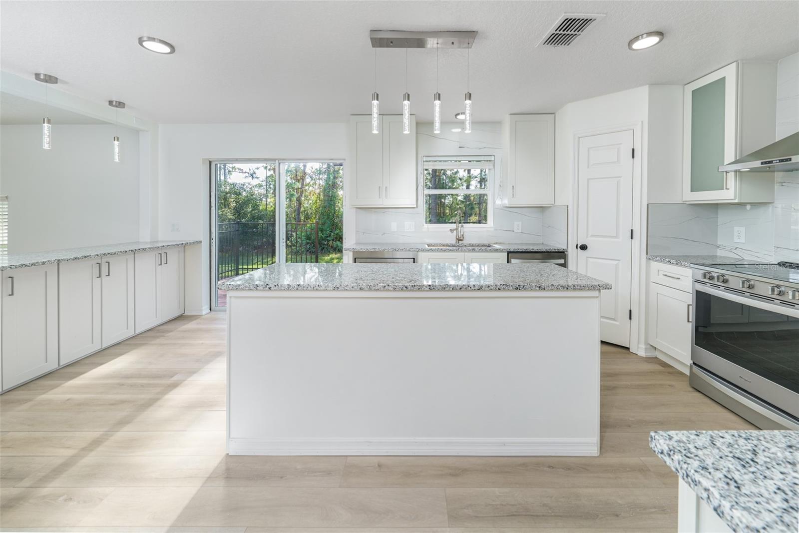 TRAILS-UNIT 3 - Residential