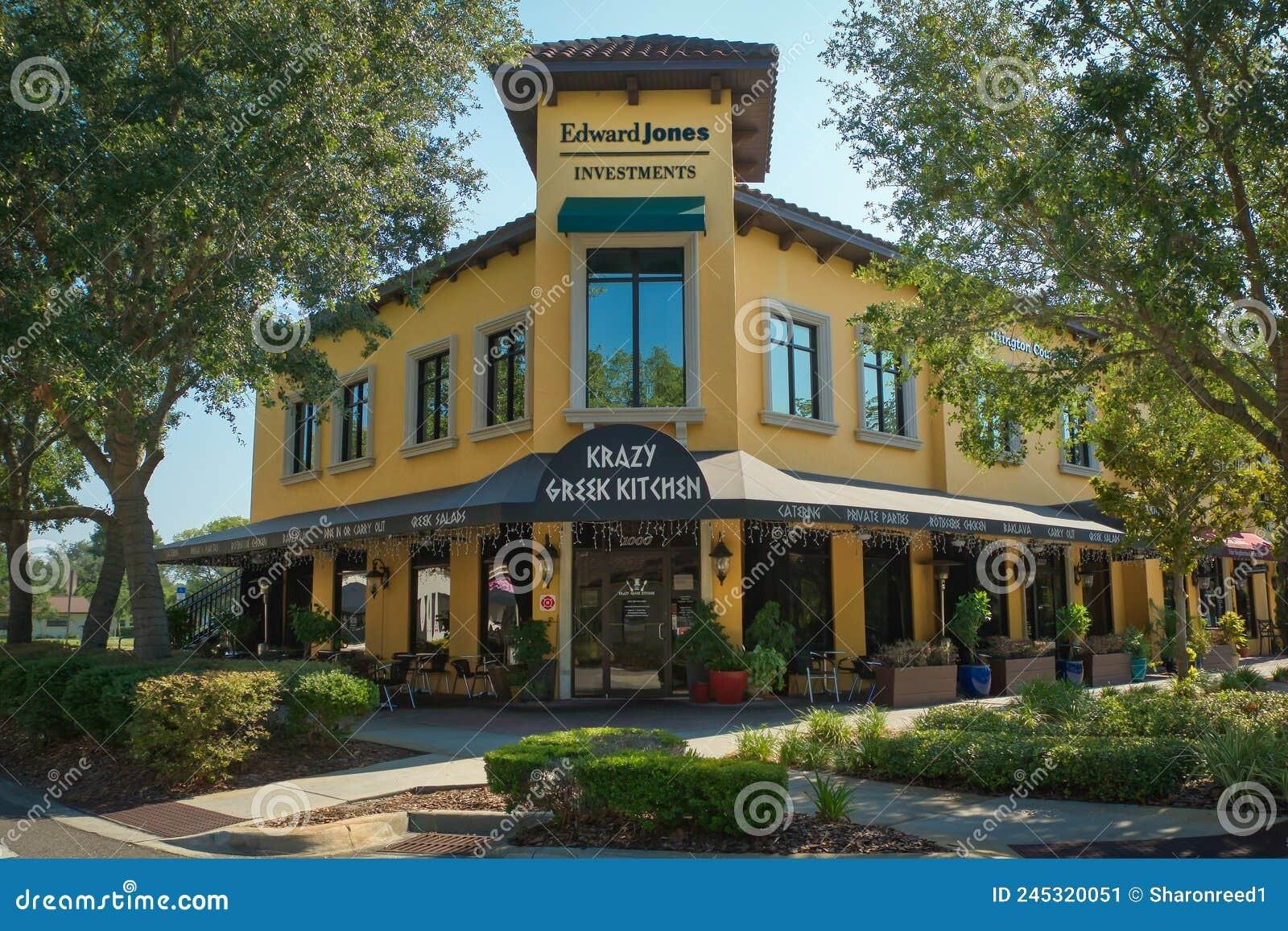 CRYSTAL LAKE PARK 1ST SEC - Residential