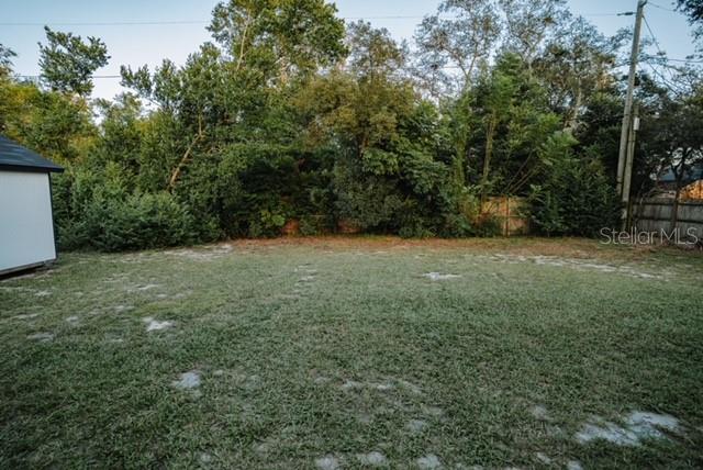 CRYSTAL LAKE PARK 1ST SEC - Residential