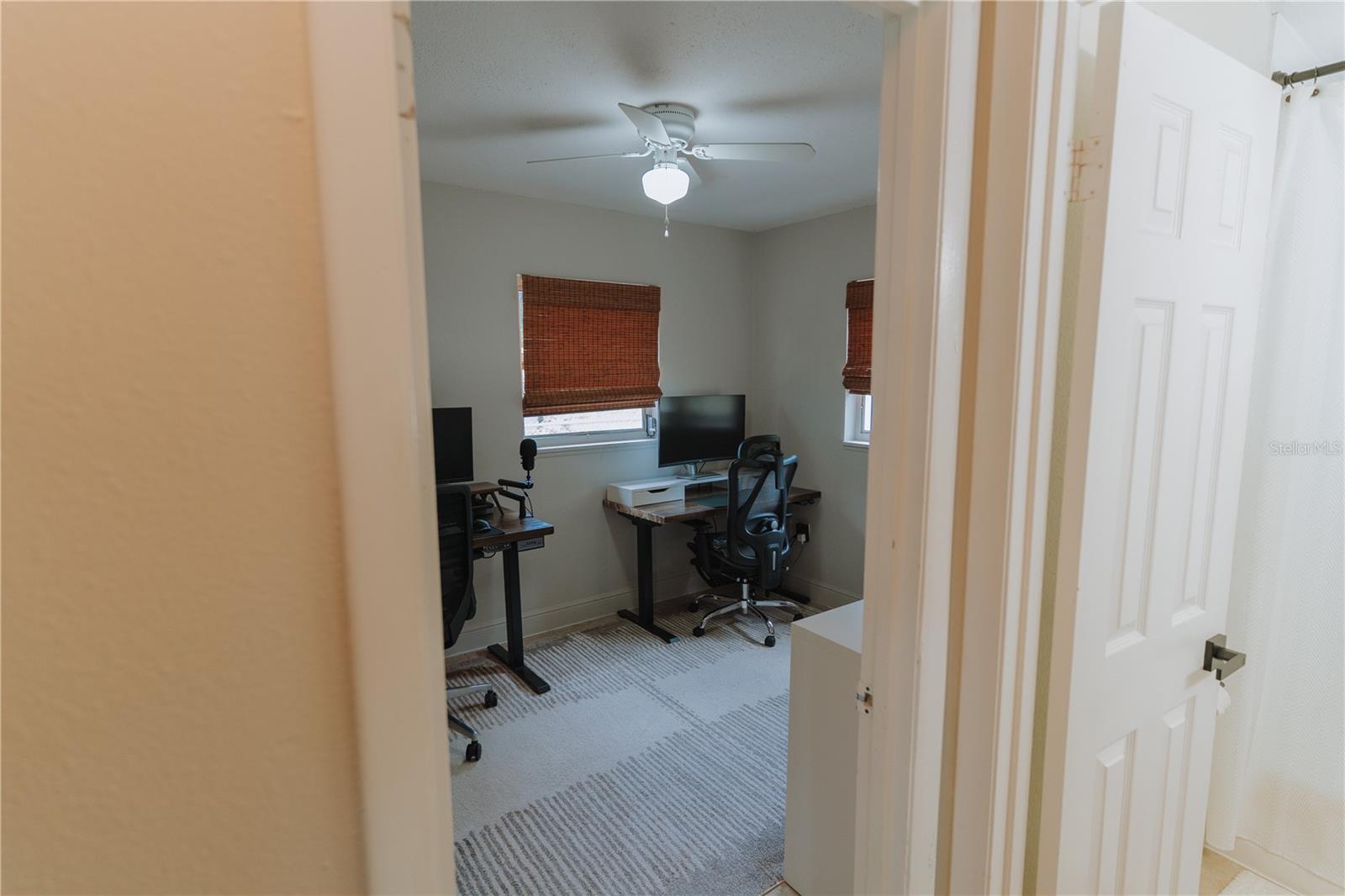 CRYSTAL LAKE PARK 1ST SEC - Residential