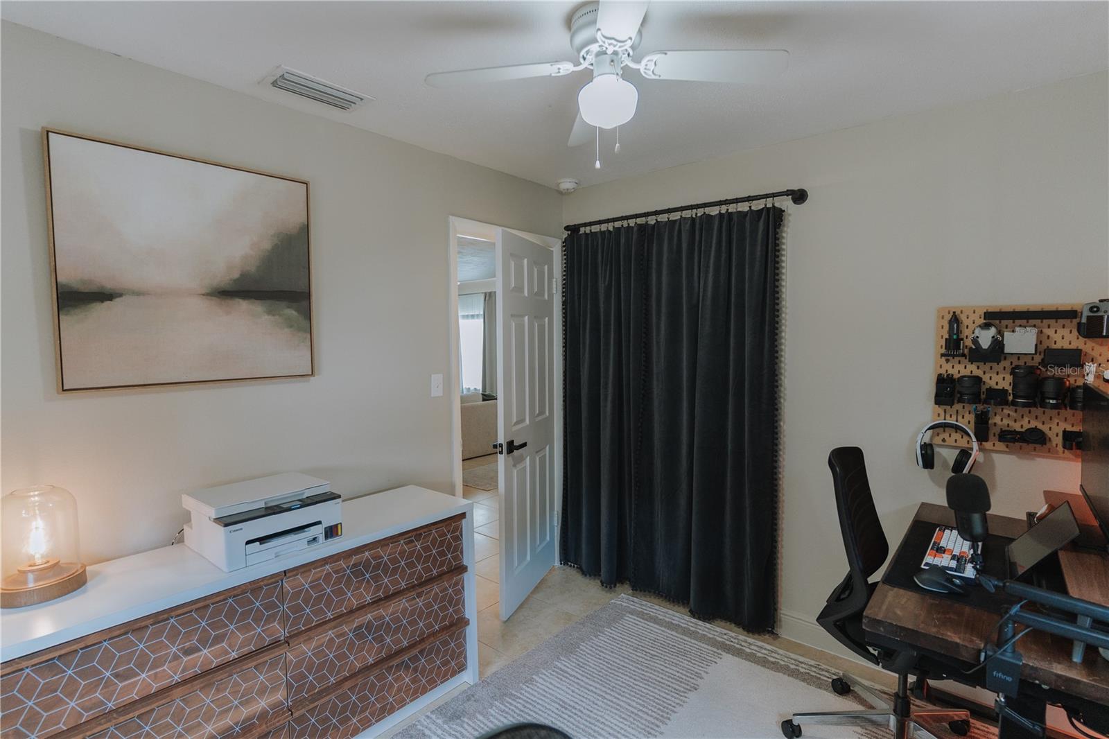 CRYSTAL LAKE PARK 1ST SEC - Residential