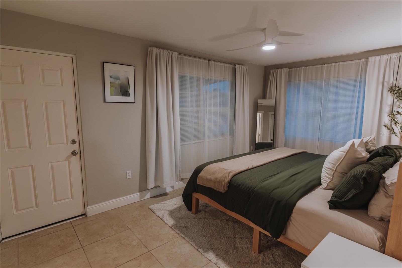 CRYSTAL LAKE PARK 1ST SEC - Residential