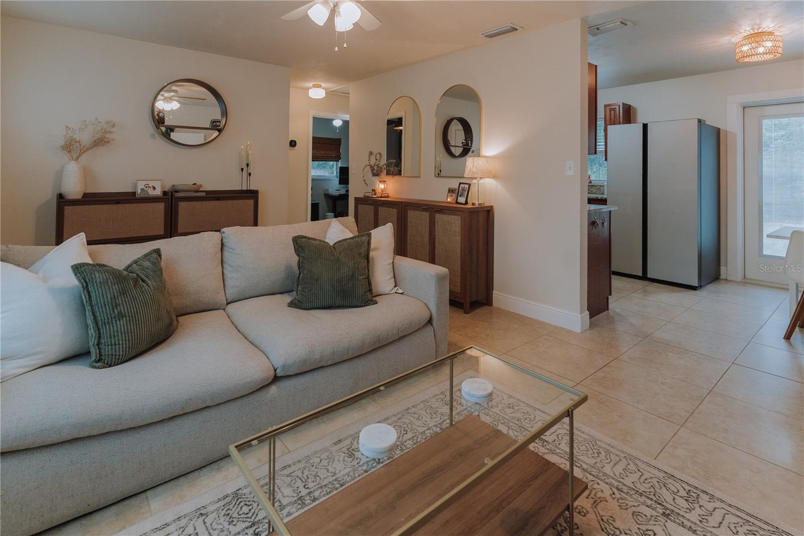 CRYSTAL LAKE PARK 1ST SEC - Residential