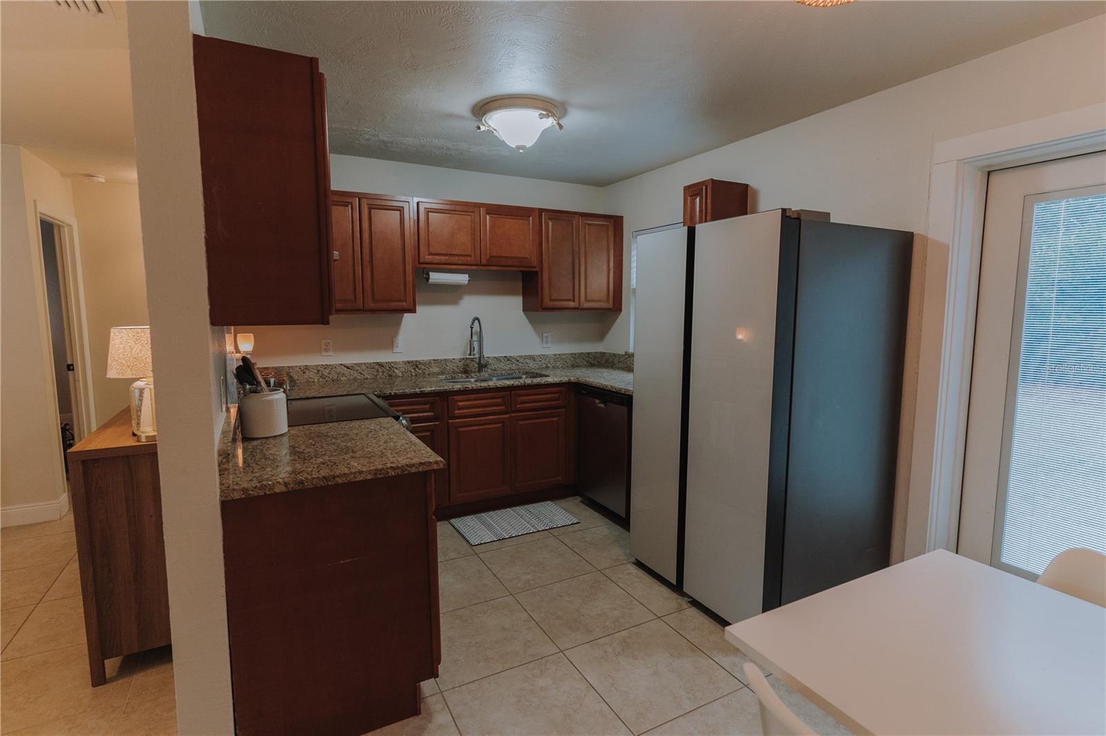 CRYSTAL LAKE PARK 1ST SEC - Residential