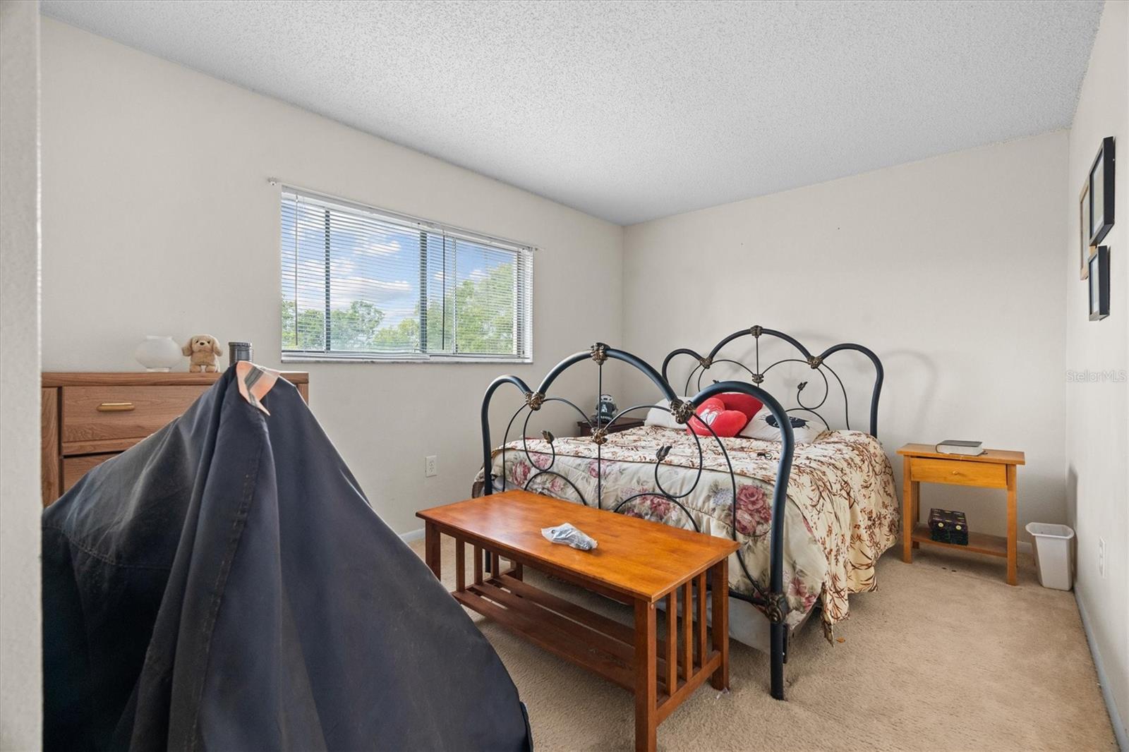 LAKESIDE VILLAGE 01 CONDO - Residential