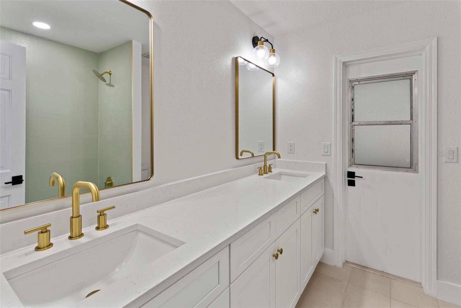 SWEETWATER OAKS SEC 07 - Residential