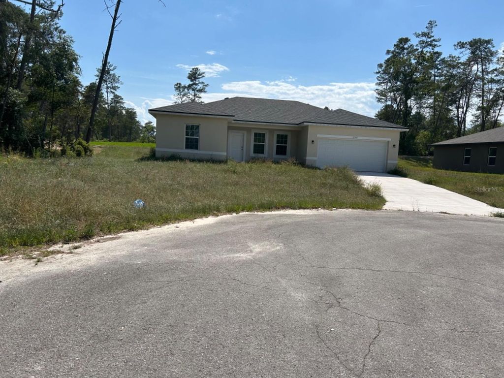 Photo of 16948 SW 39th Circle, Ocala, FL 34473 (MLS # O6377025)