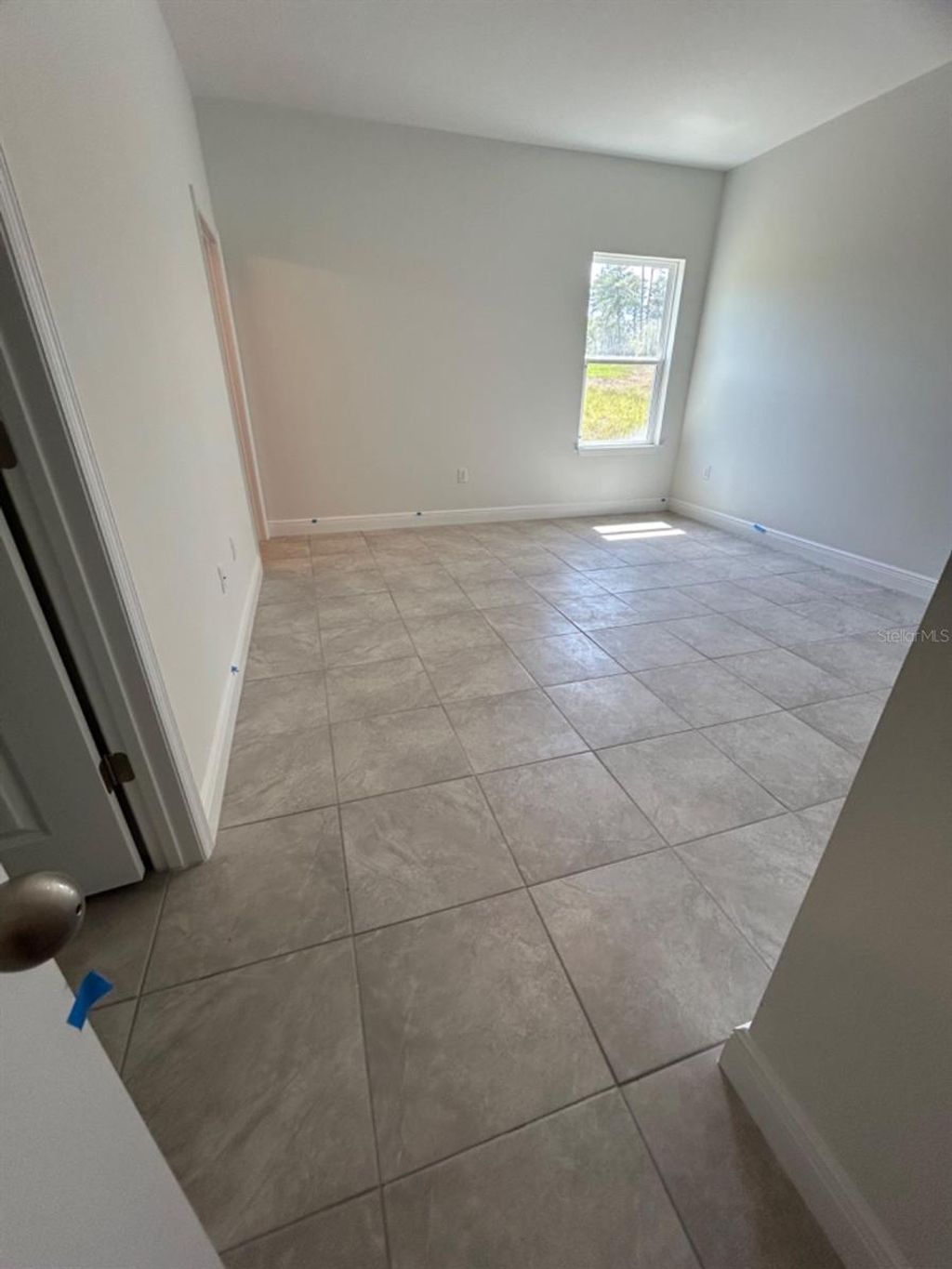 Photo of 16948 SW 39th Circle, Ocala, FL 34473 (MLS # O6377025)