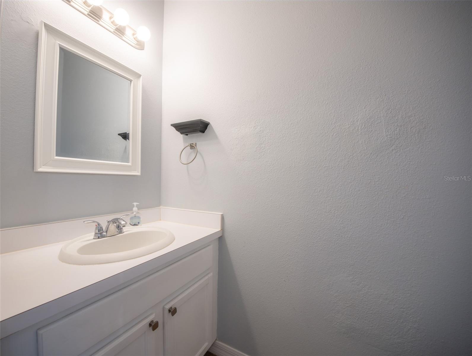 KINGS LAKE TWNHMS - Residential