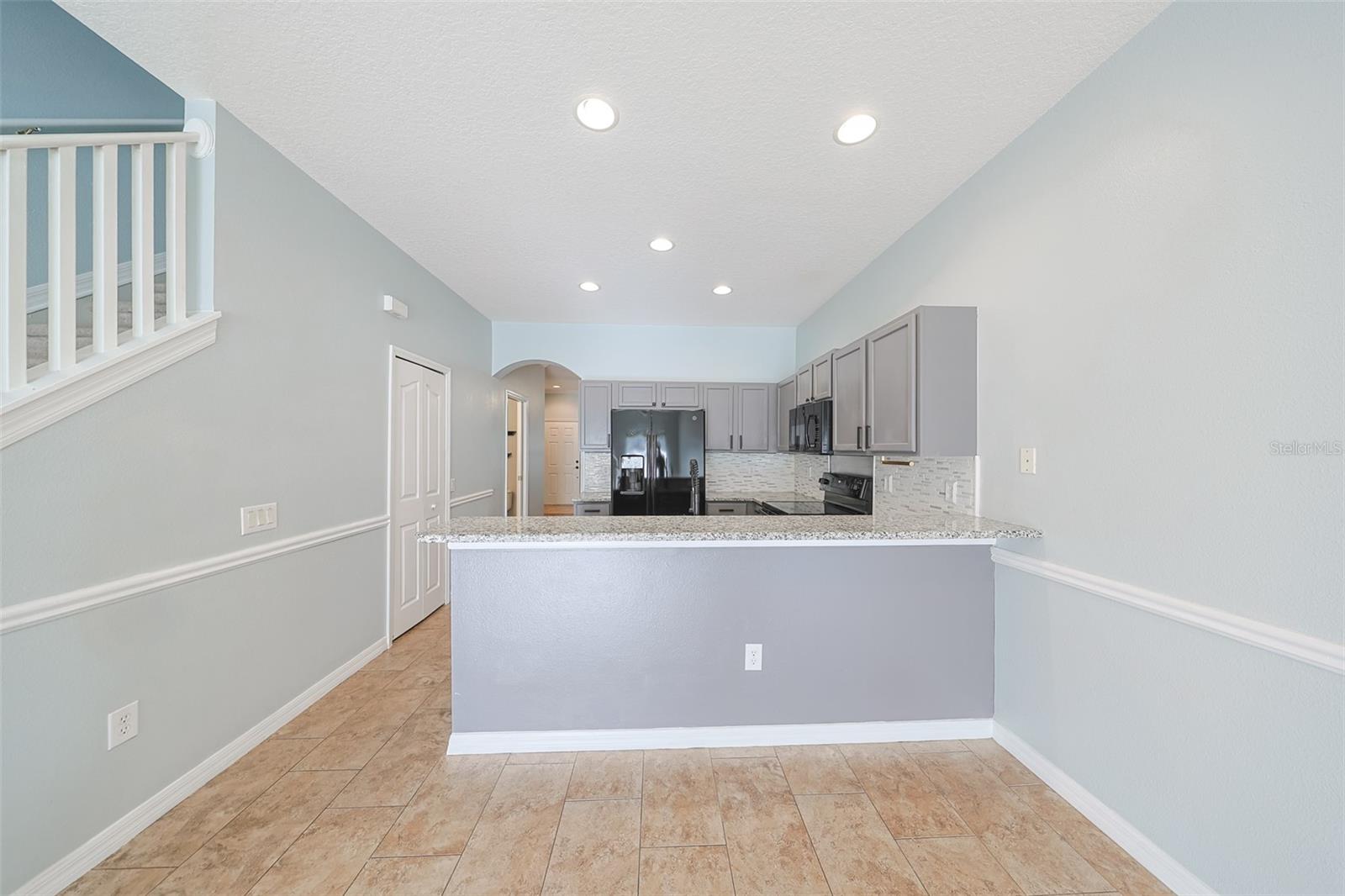 KINGS LAKE TWNHMS - Residential