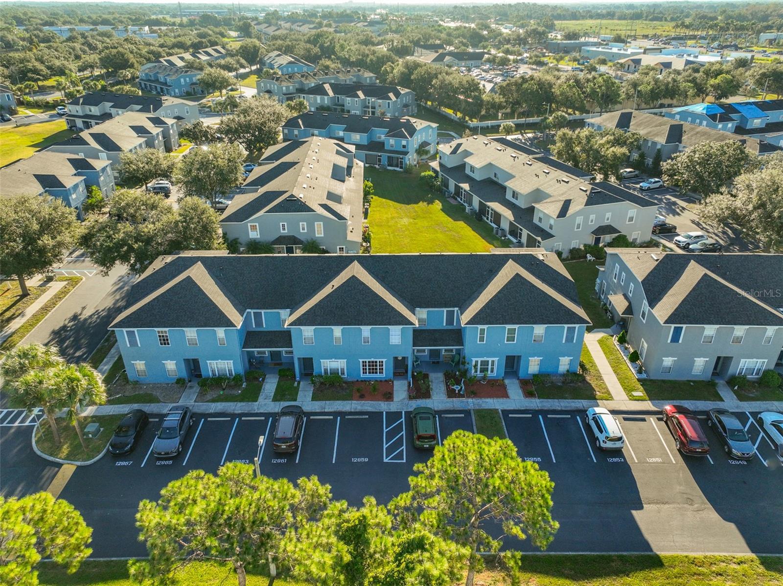 KINGS LAKE TWNHMS - Residential