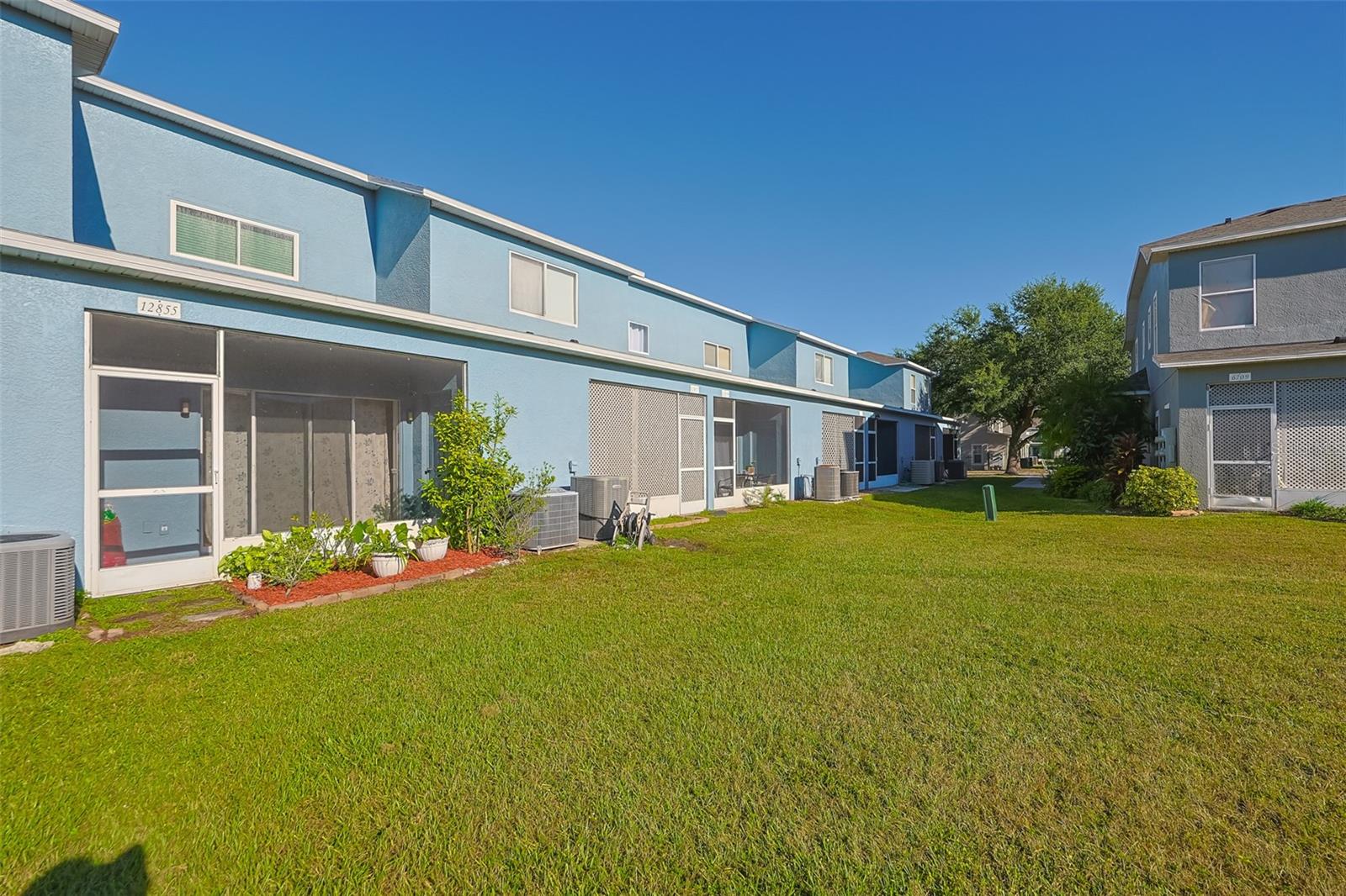 KINGS LAKE TWNHMS - Residential