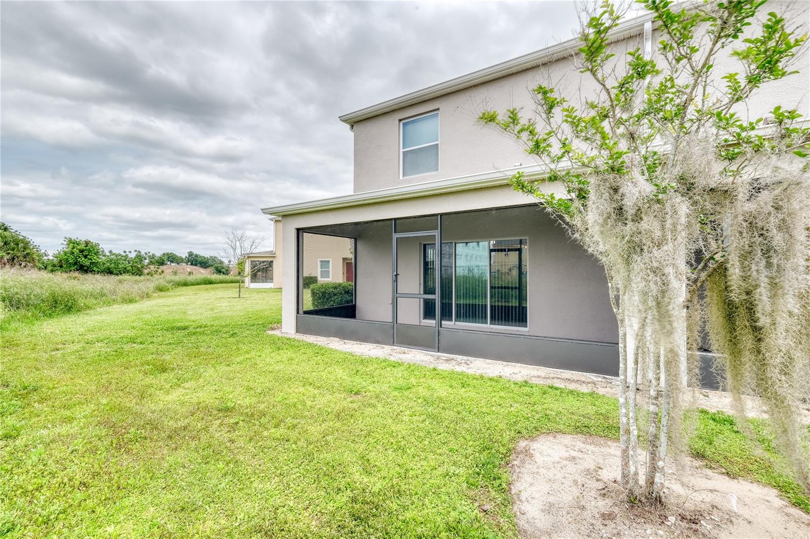 LAKE BLUFF/TOWN CENTER EAST-PH - Residential