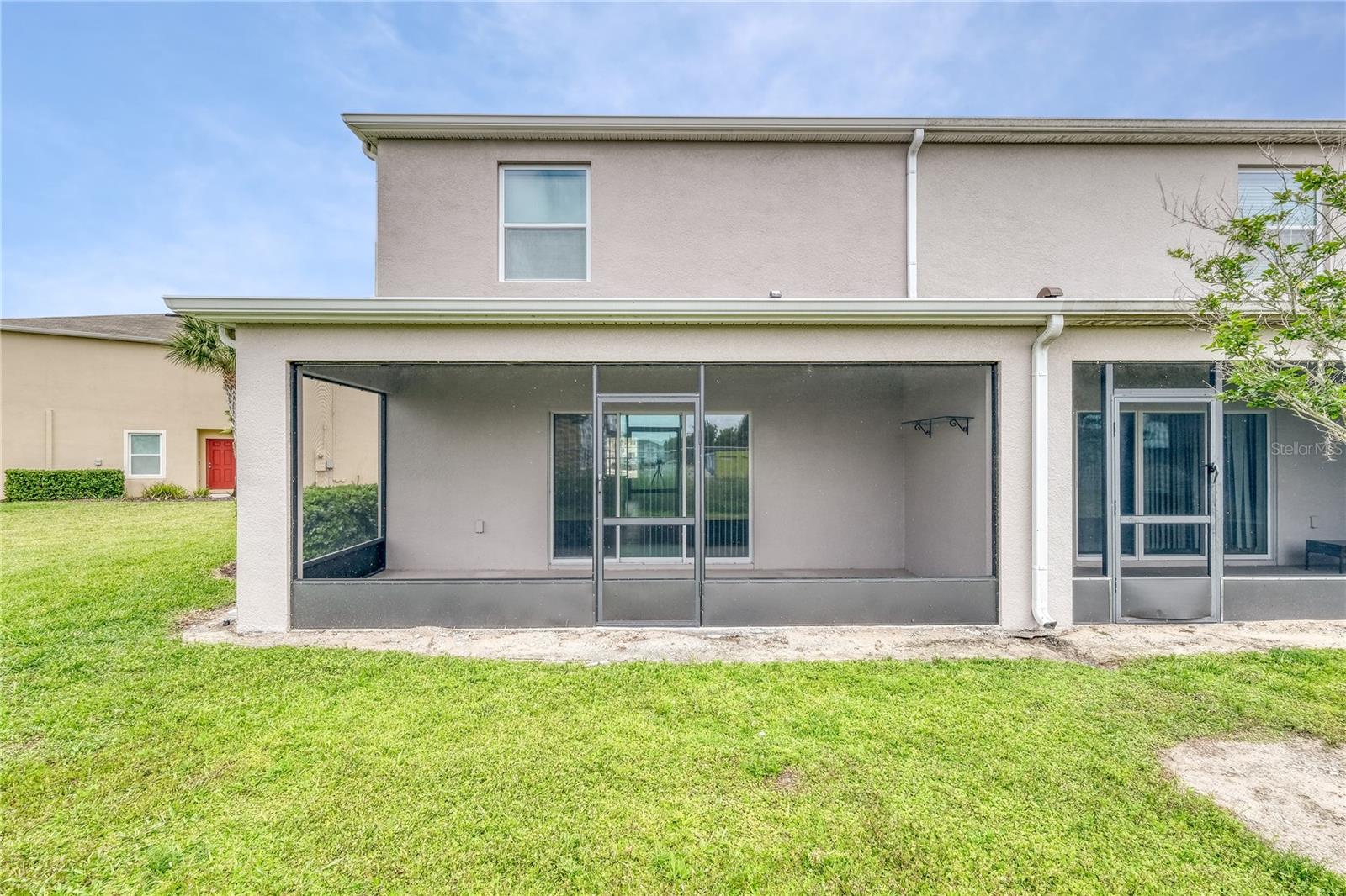 LAKE BLUFF/TOWN CENTER EAST-PH - Residential