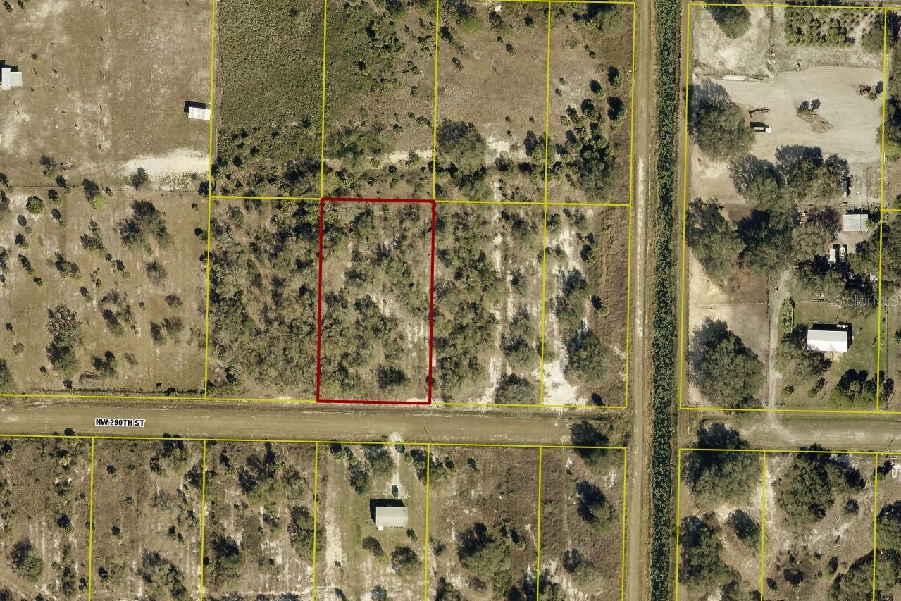 Build Your Dream on 1.25 High & Dry Acres in Okeechobee Prairies!
Discover this spacious and peaceful 1.25-acre lot located in the desirable Okeechobee Prairies. This high and dry parcel offers the perfect opportunity to create your ideal country retreat, mini ranch, or investment property. With electric nearby, setting up your future homesite is even easier. Enjoy the freedom of wide-open space and natural Florida beauty—bring your animals, toys, and plans to make it your own. No HOA, and residential/agricultural zoning provide flexibility whether you’re ready to build now or buy and hold. Conveniently located just a short drive to downtown Okeechobee, Lake Okeechobee, and major highways for access to both coasts. Don’t miss your chance to own a piece of paradise!