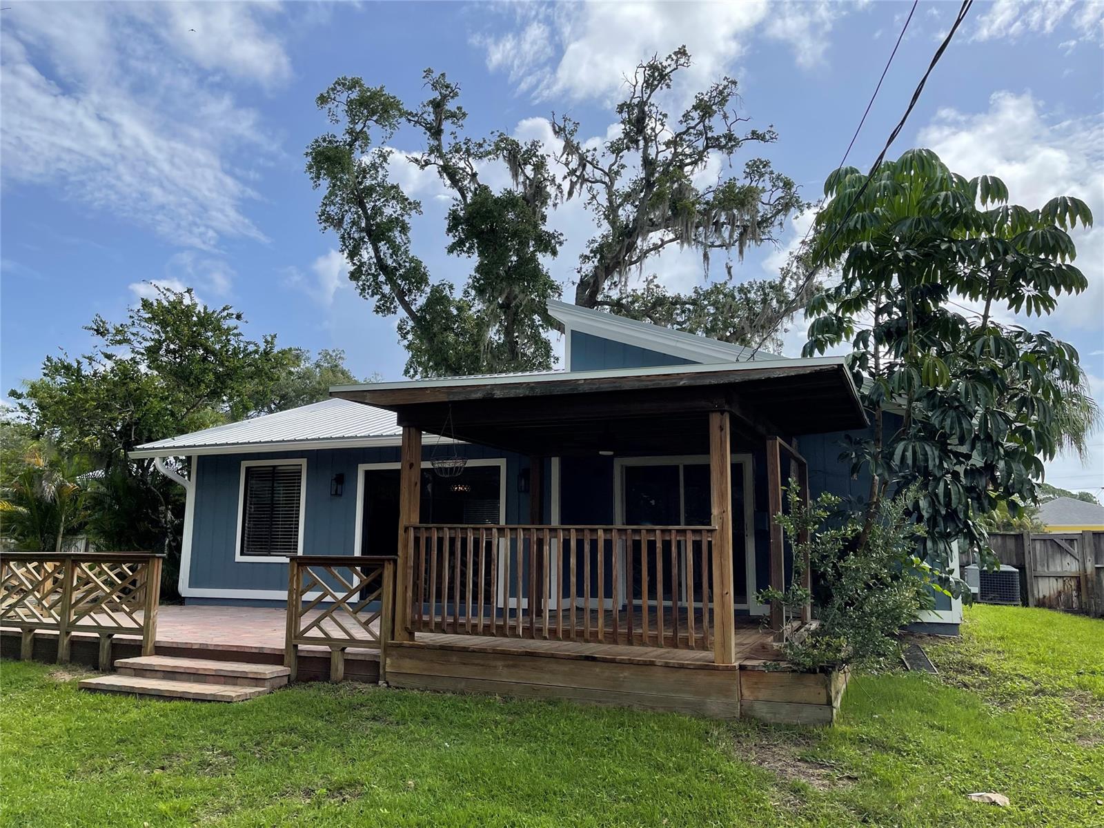 Florida Shores 01 - Residential