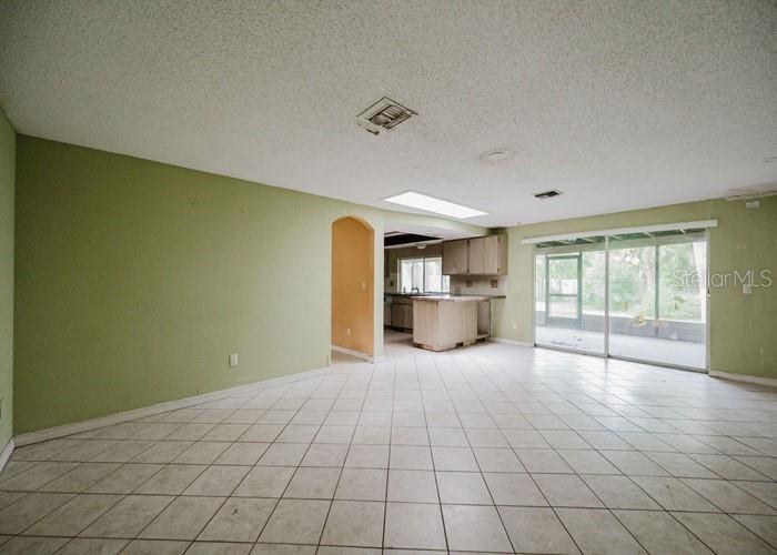 ROYAL OAK SUB - Residential