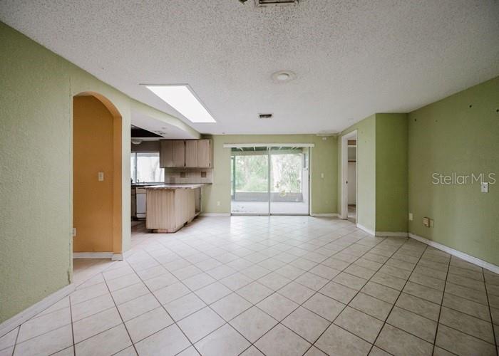 ROYAL OAK SUB - Residential