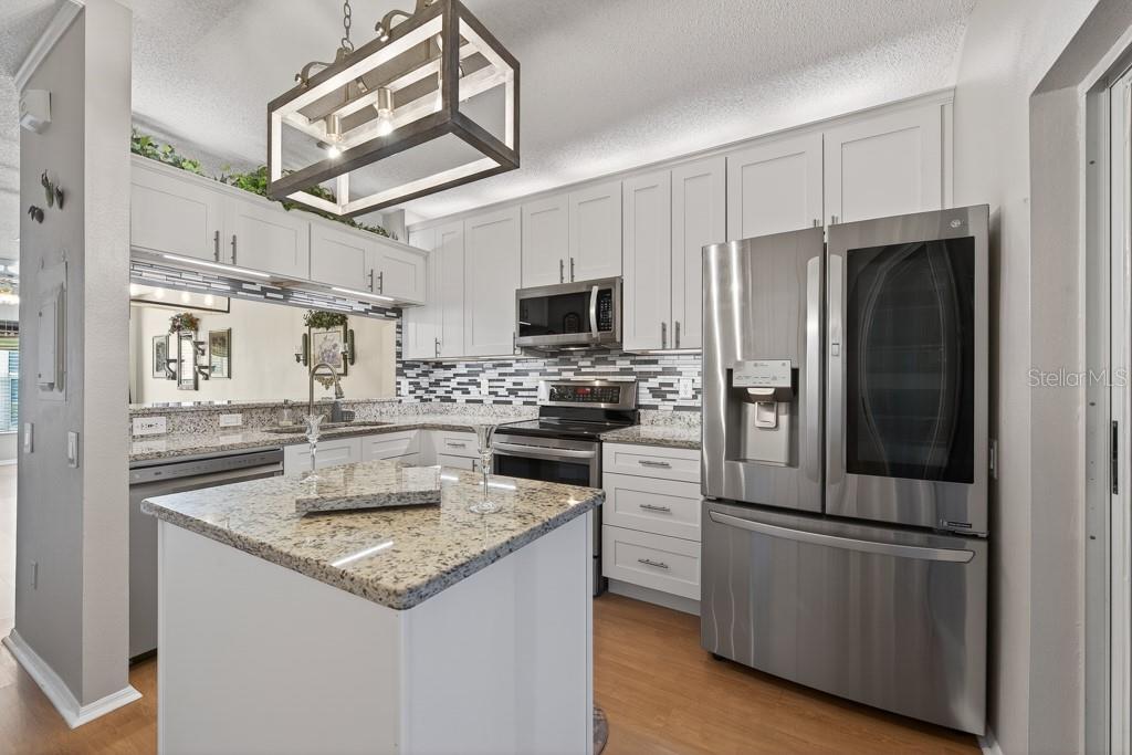 BAYSIDE KEY PH II - Residential