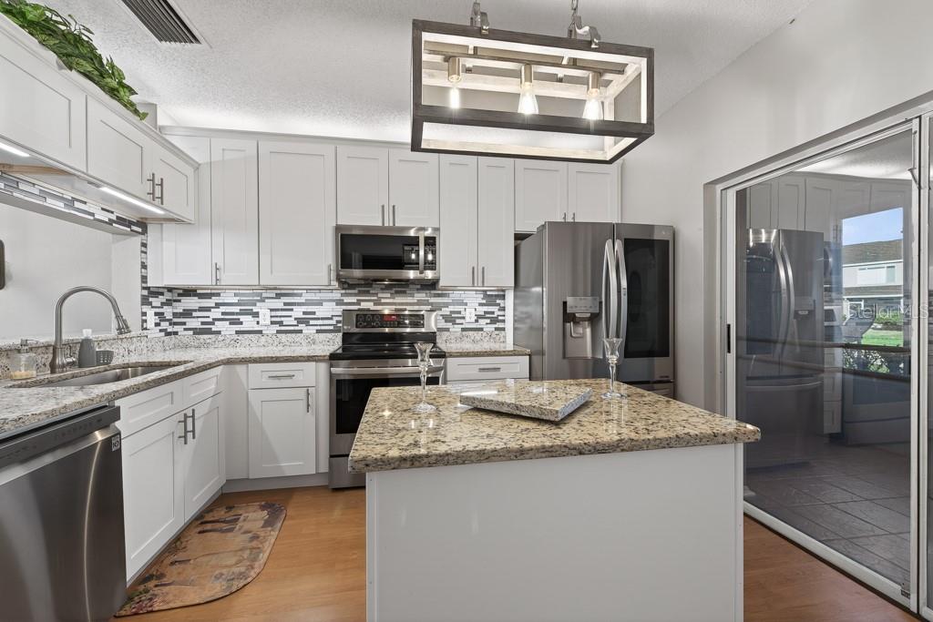 BAYSIDE KEY PH II - Residential