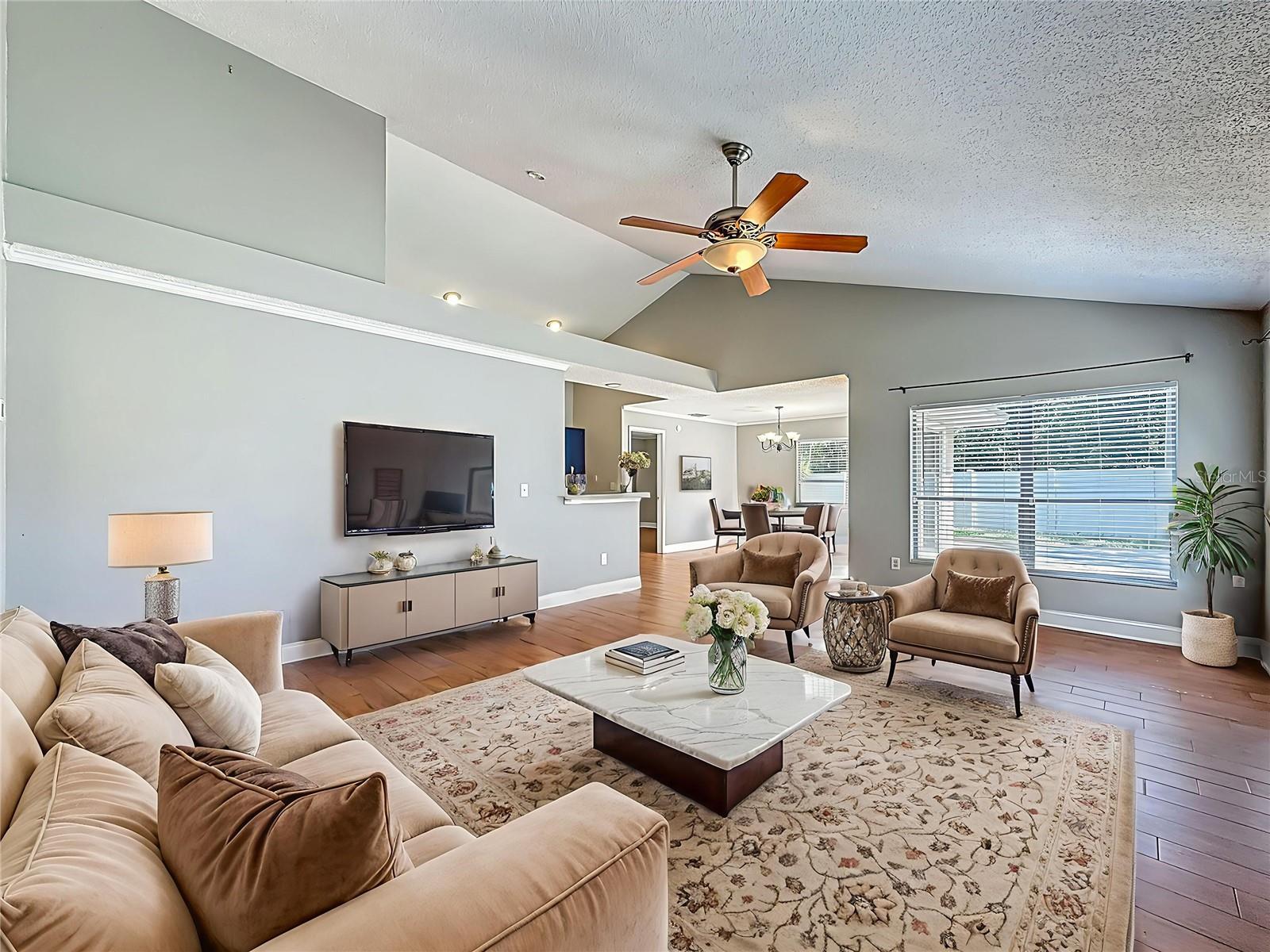 6001 LEMON TREE CT
