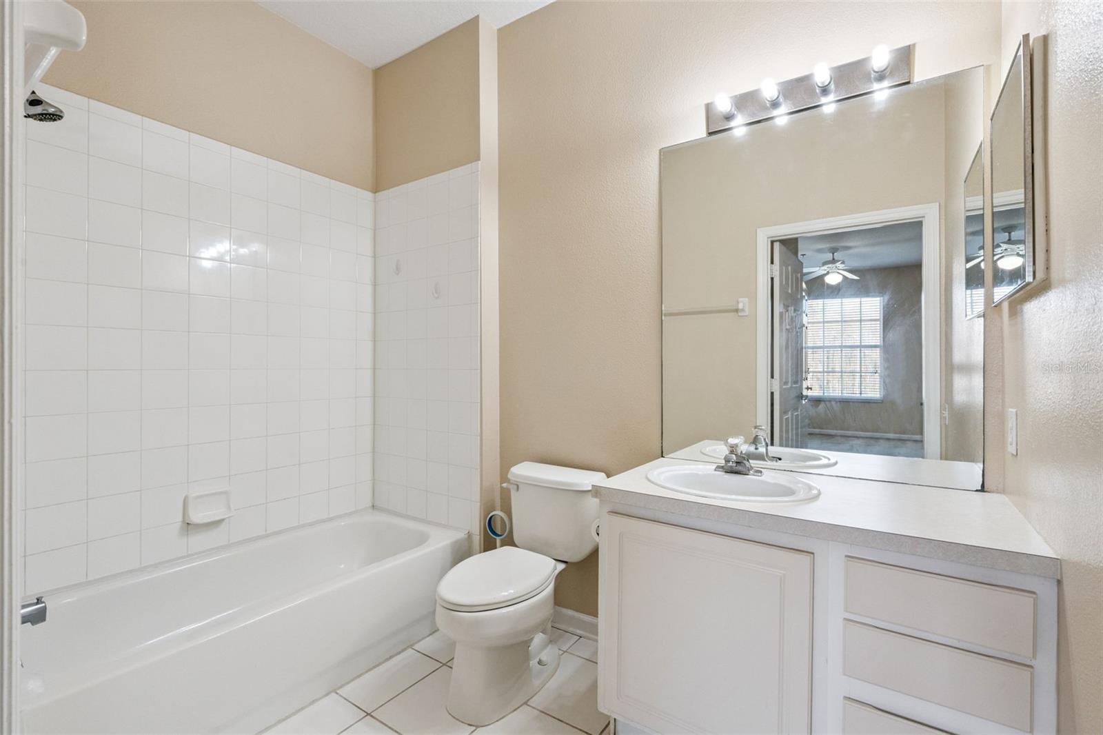 GOLFVIEW AT HUNTERS CREEK PH 01 - Residential