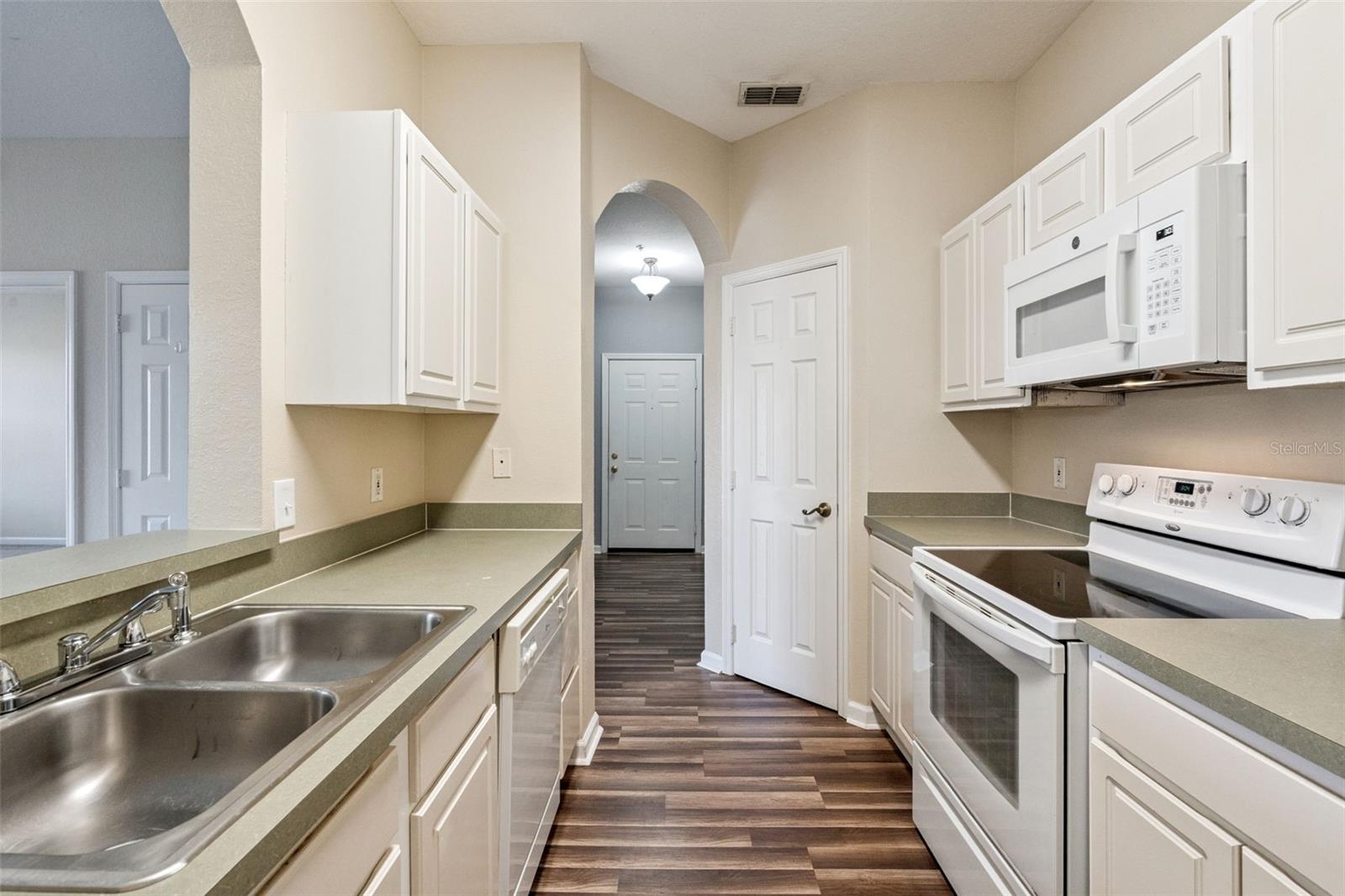 GOLFVIEW AT HUNTERS CREEK PH 01 - Residential