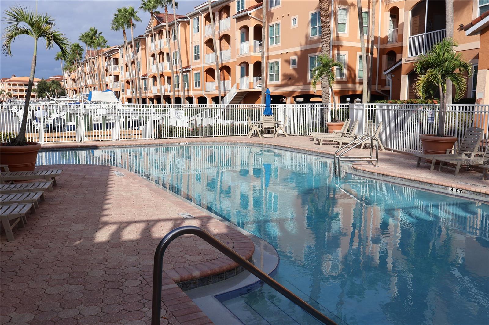 CULBREATH KEY BAYSIDE CONDOMIN - Residential Lease