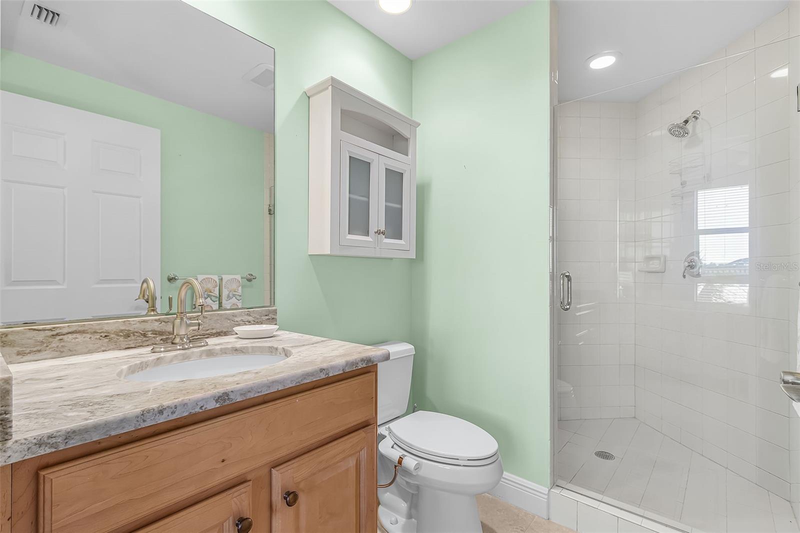 GRANDE ISLE TWRS I & II PH II - Residential