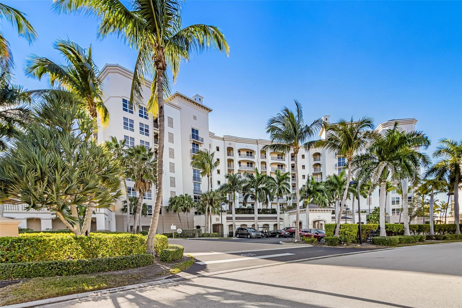 GRANDE ISLE TWRS I & II PH II - Residential