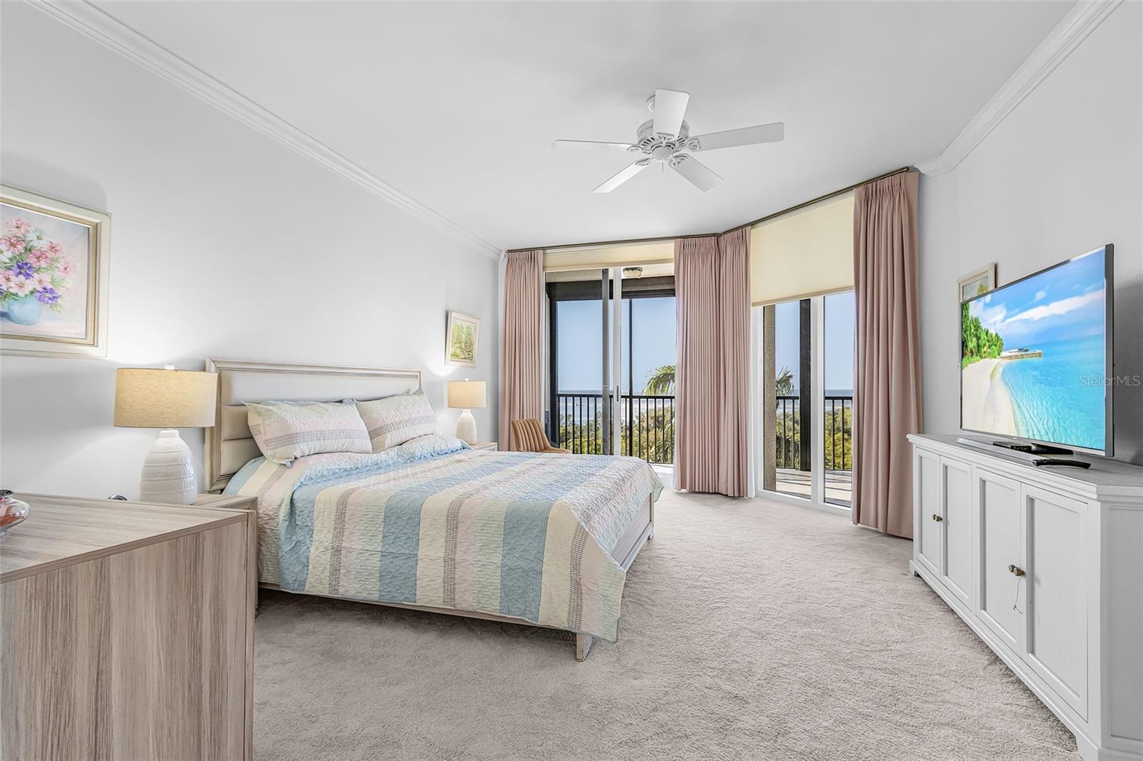 GRANDE ISLE TWRS I & II PH II - Residential