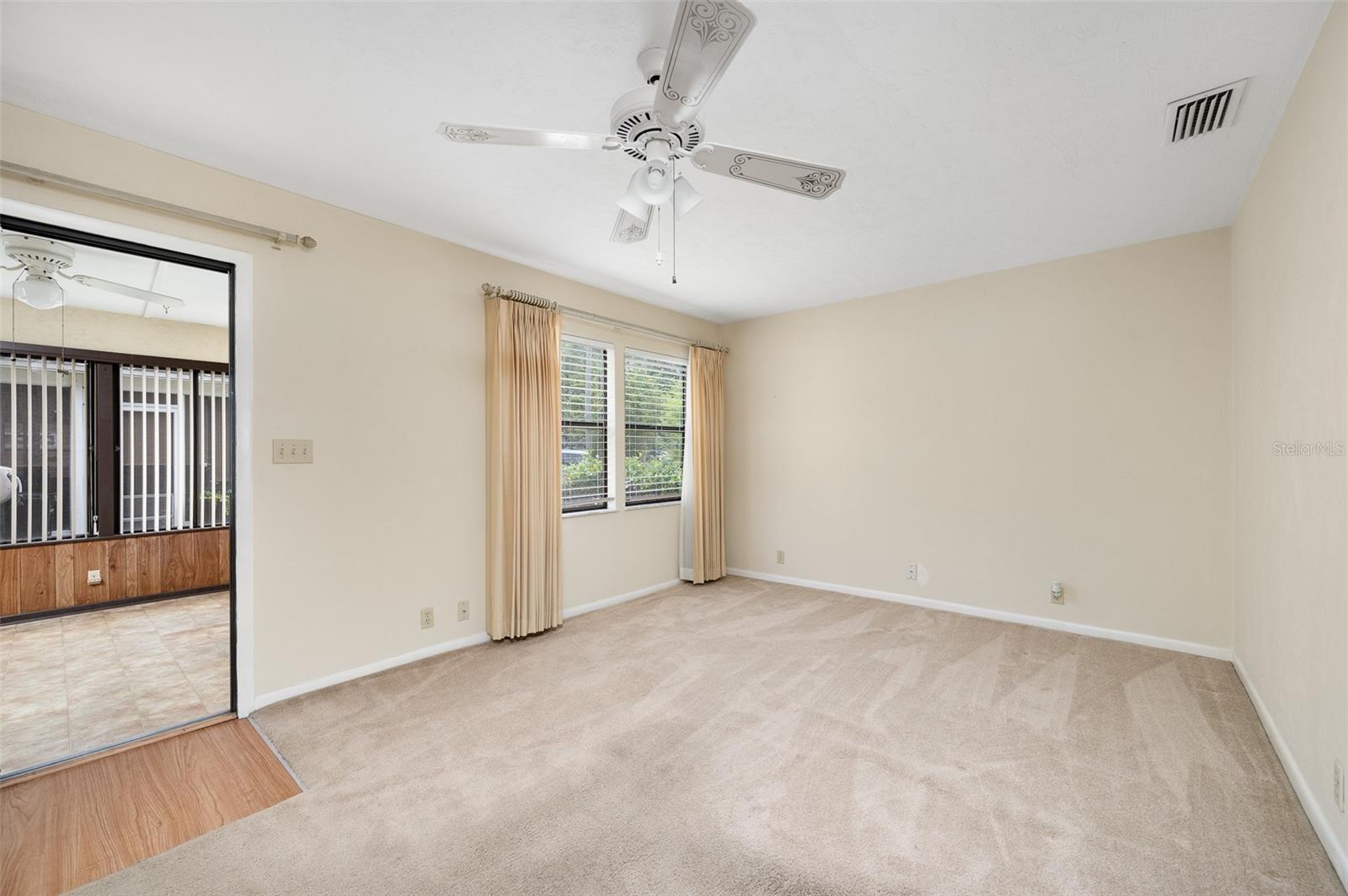 8825 NW 37TH CIRCLE