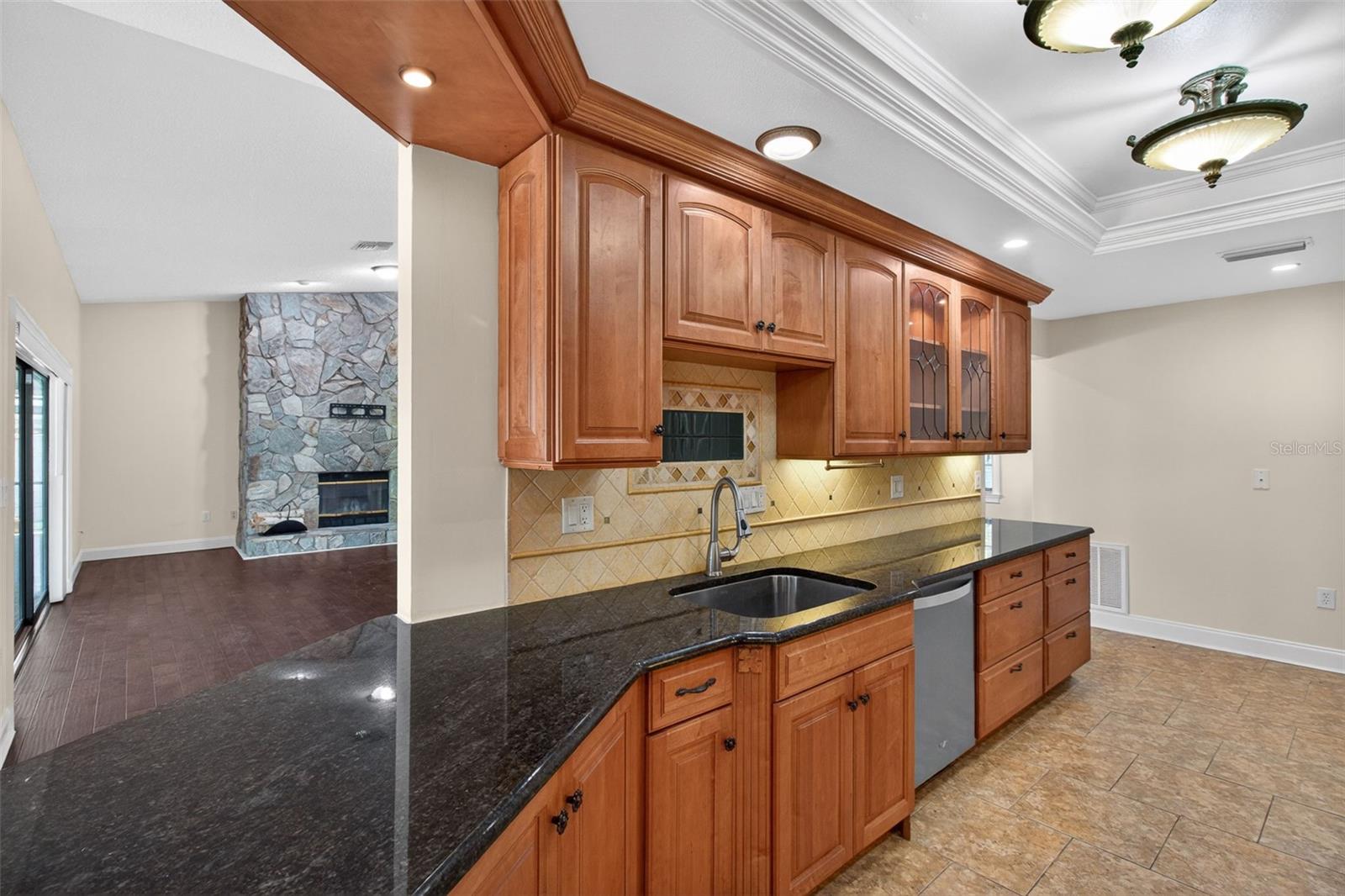 FALCON RIDGE - Residential