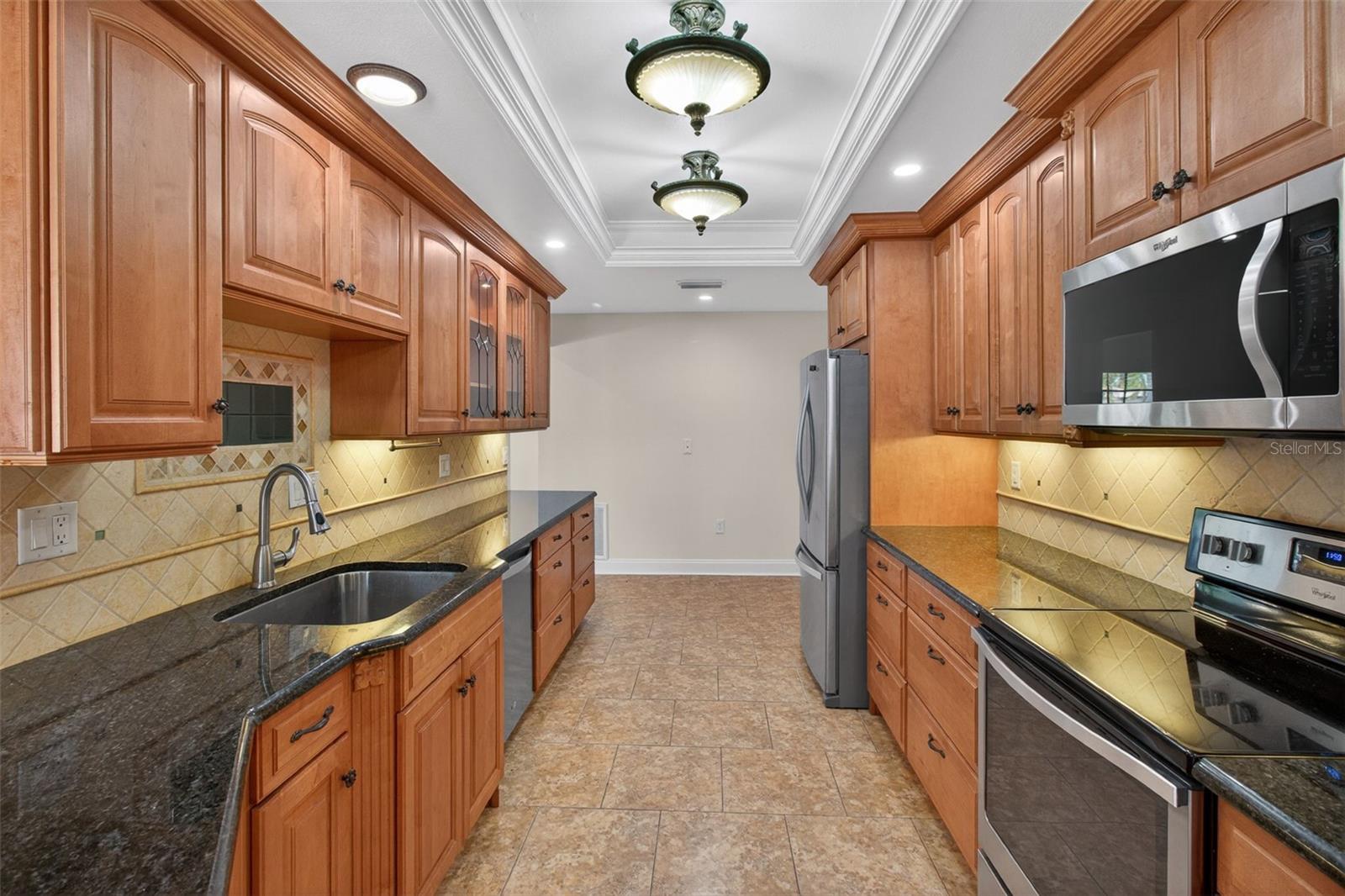 FALCON RIDGE - Residential