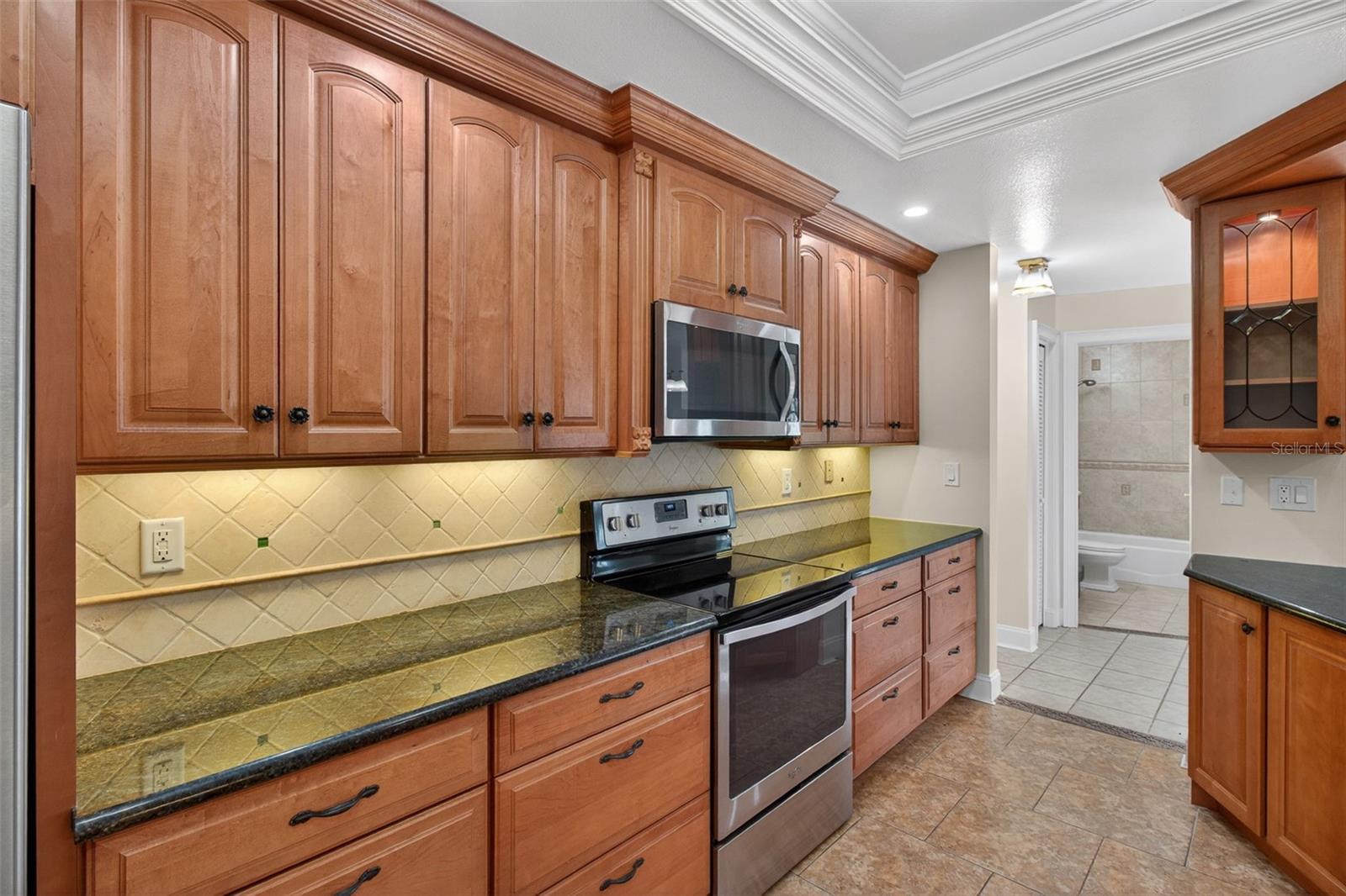 FALCON RIDGE - Residential