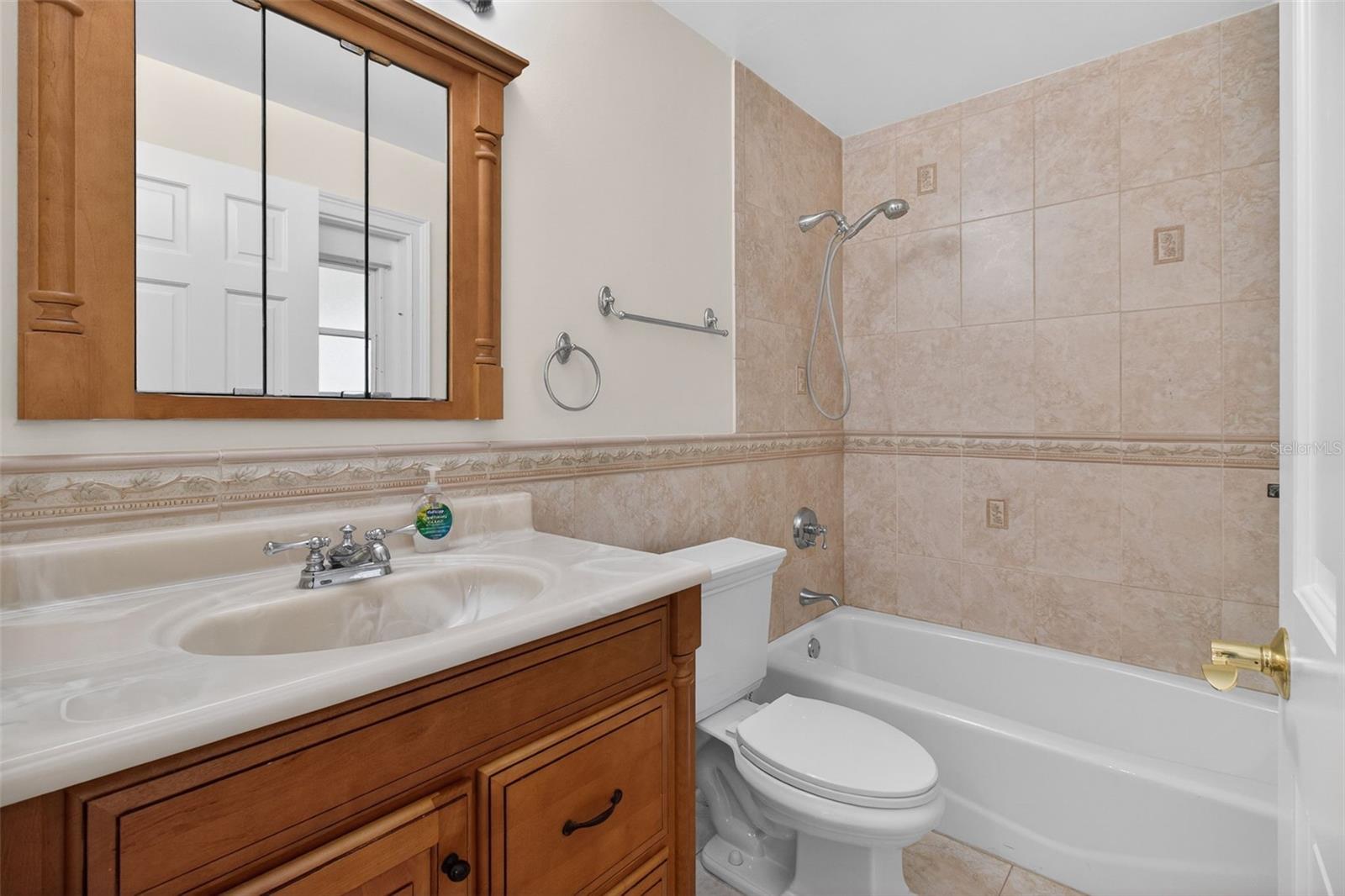 FALCON RIDGE - Residential