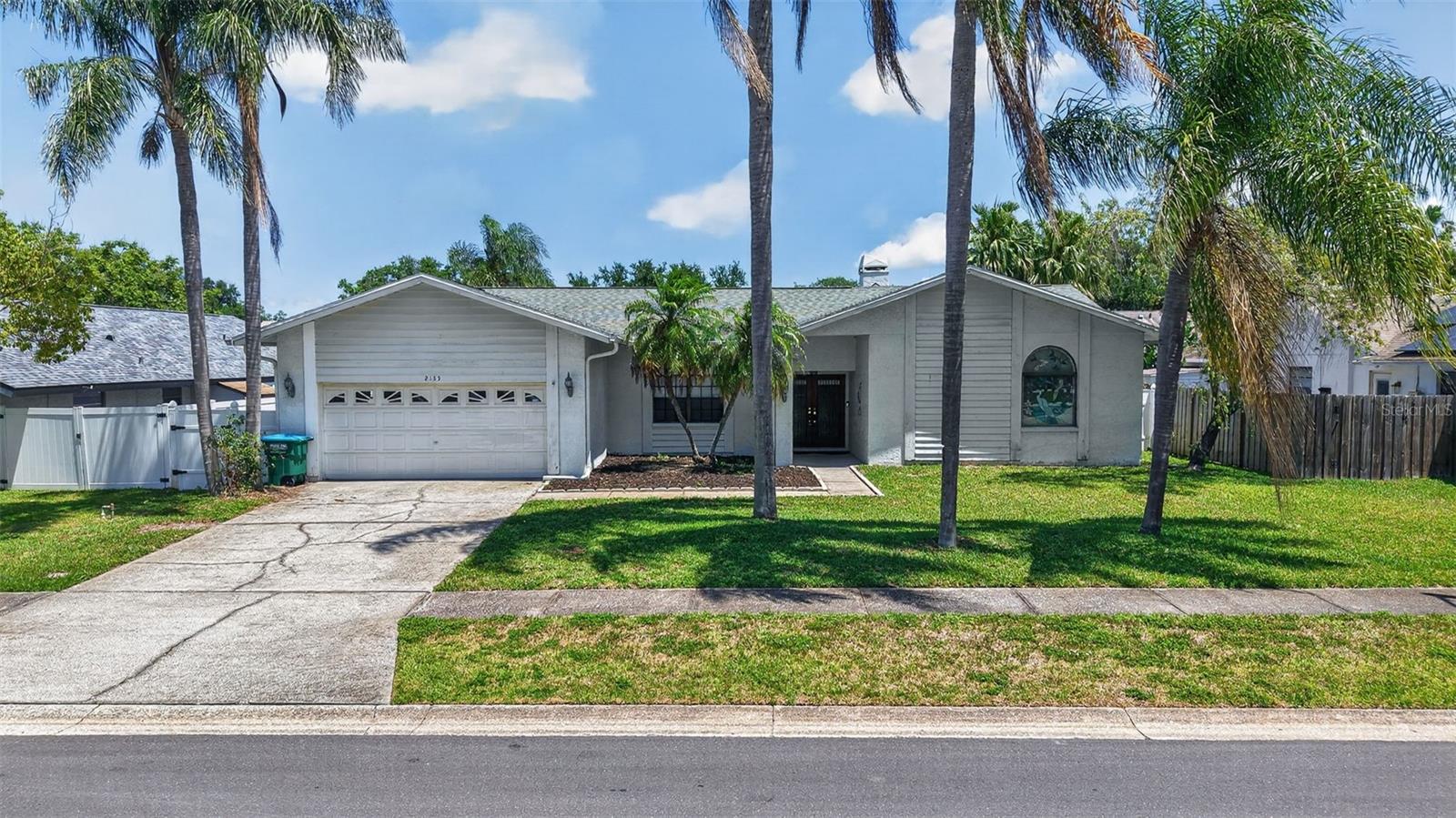 FALCON RIDGE - Residential
