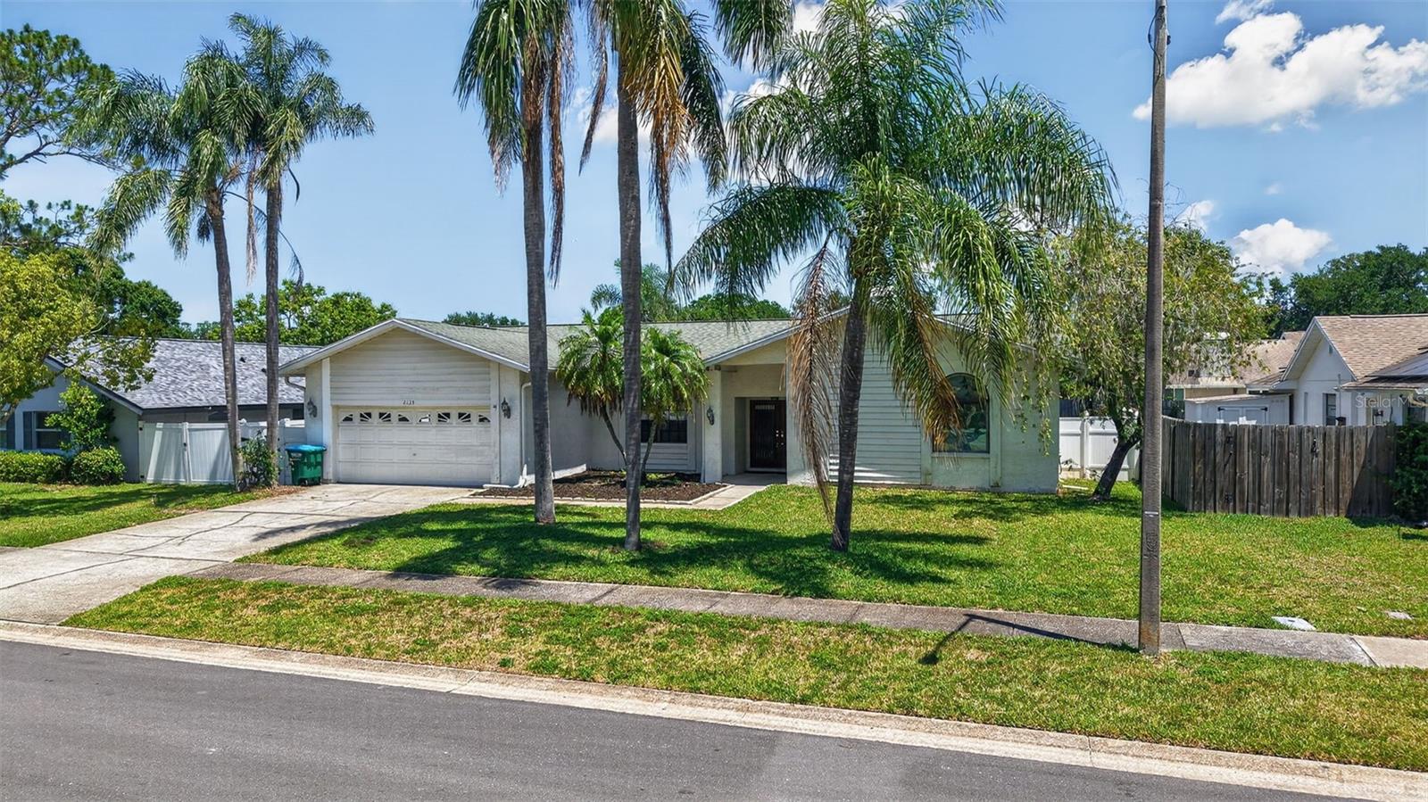 FALCON RIDGE - Residential